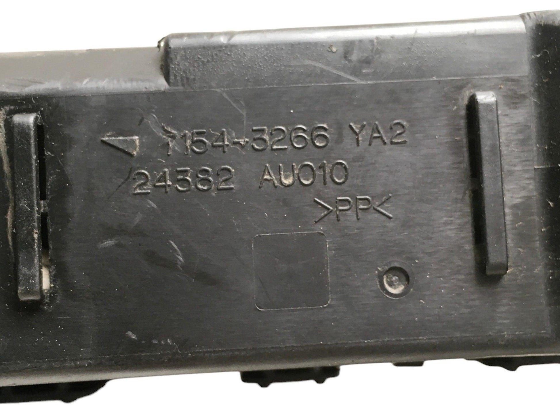 Caja fusibles Nissan 71543266 - 71543266