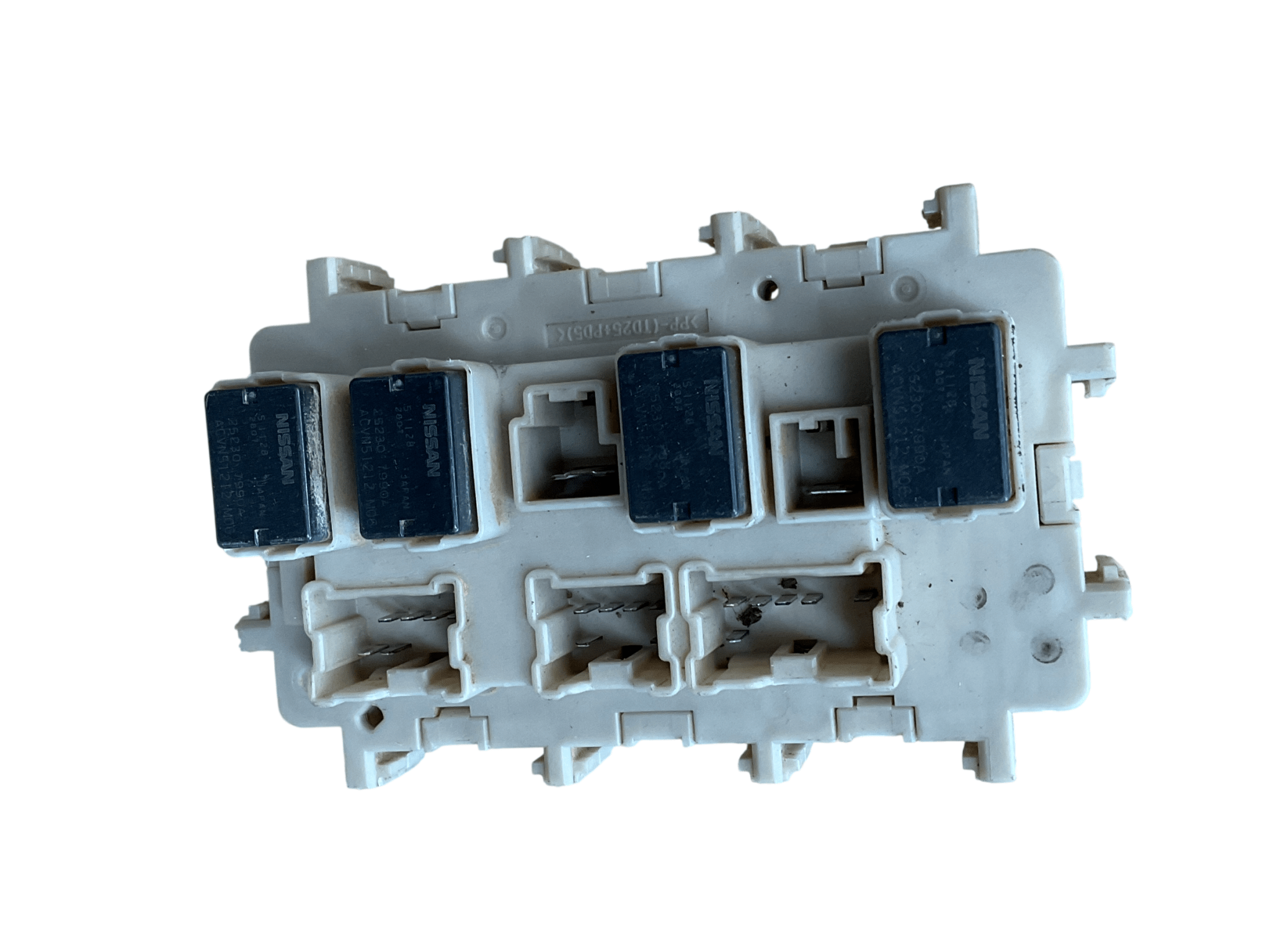 Caja Fusibles Nissan Navara 14-26 - 4KJ0A