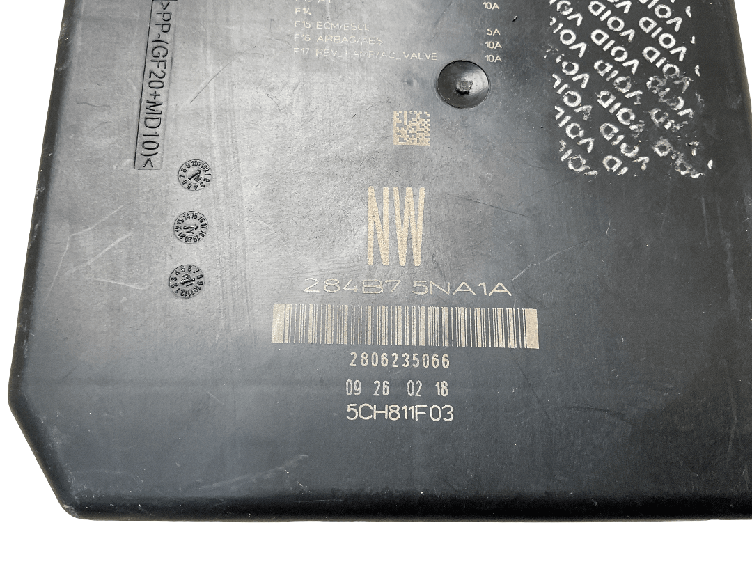 Caja fusibles Nissan Qashqai II 14-21 - 5CH811F03