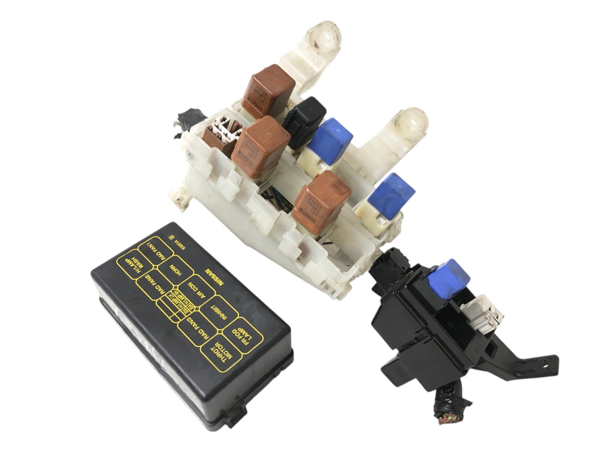 Caja Fusibles Nissan X - Trail T30 - 243834M460