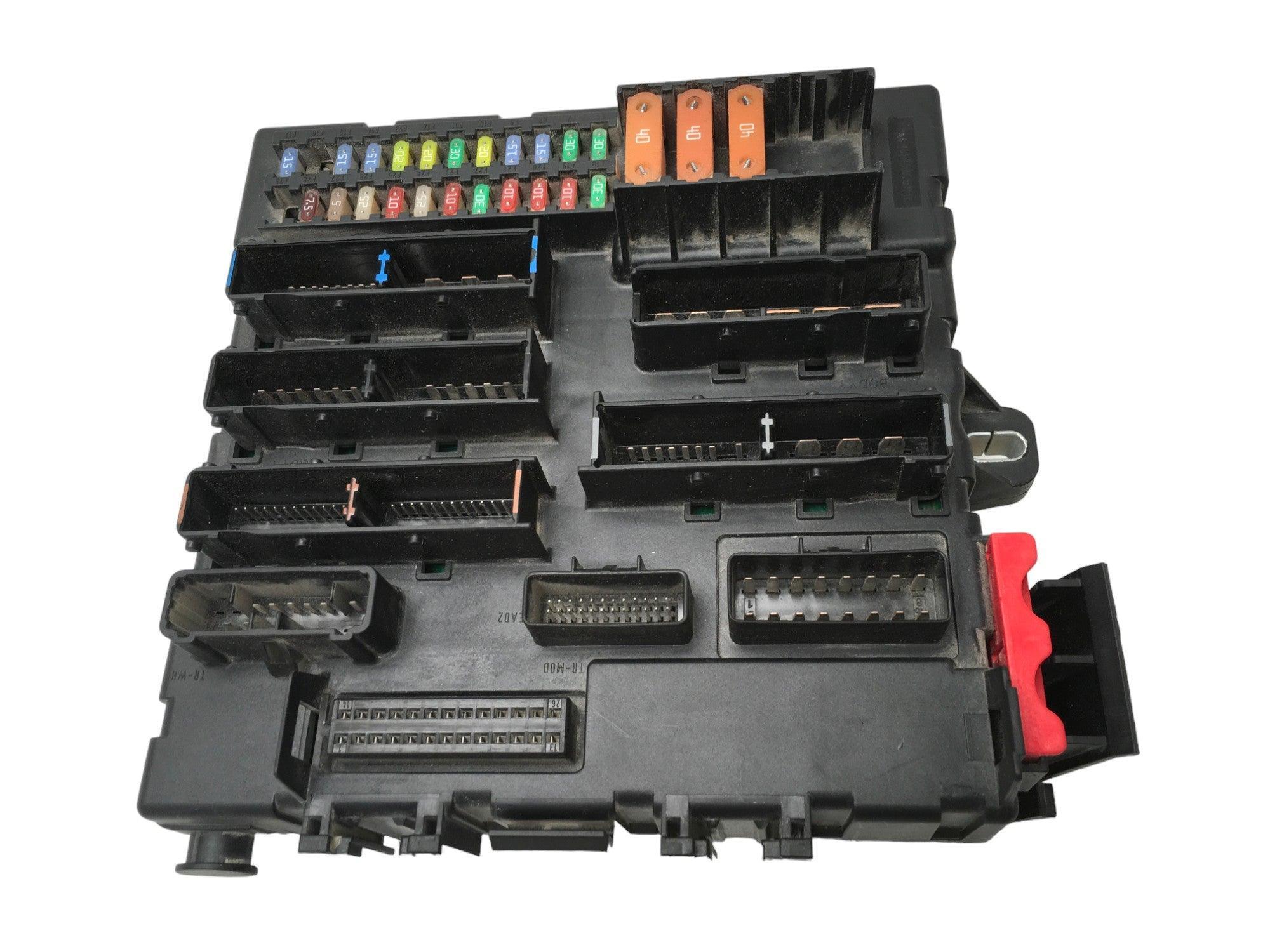 Caja fusibles Opel Vectra C Saab 9 - 3 II - 460023260