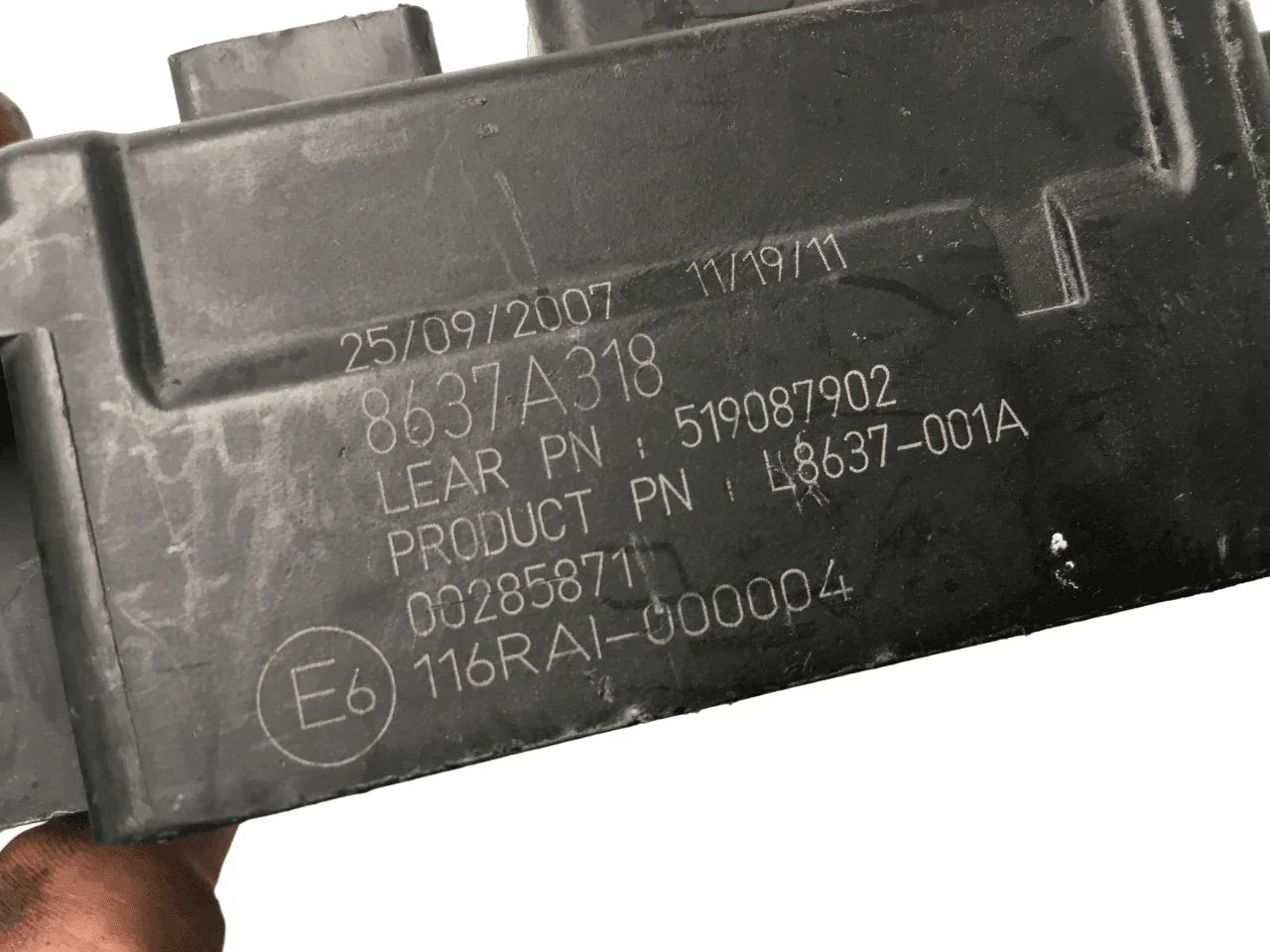 Caja fusibles PSA 8637A318