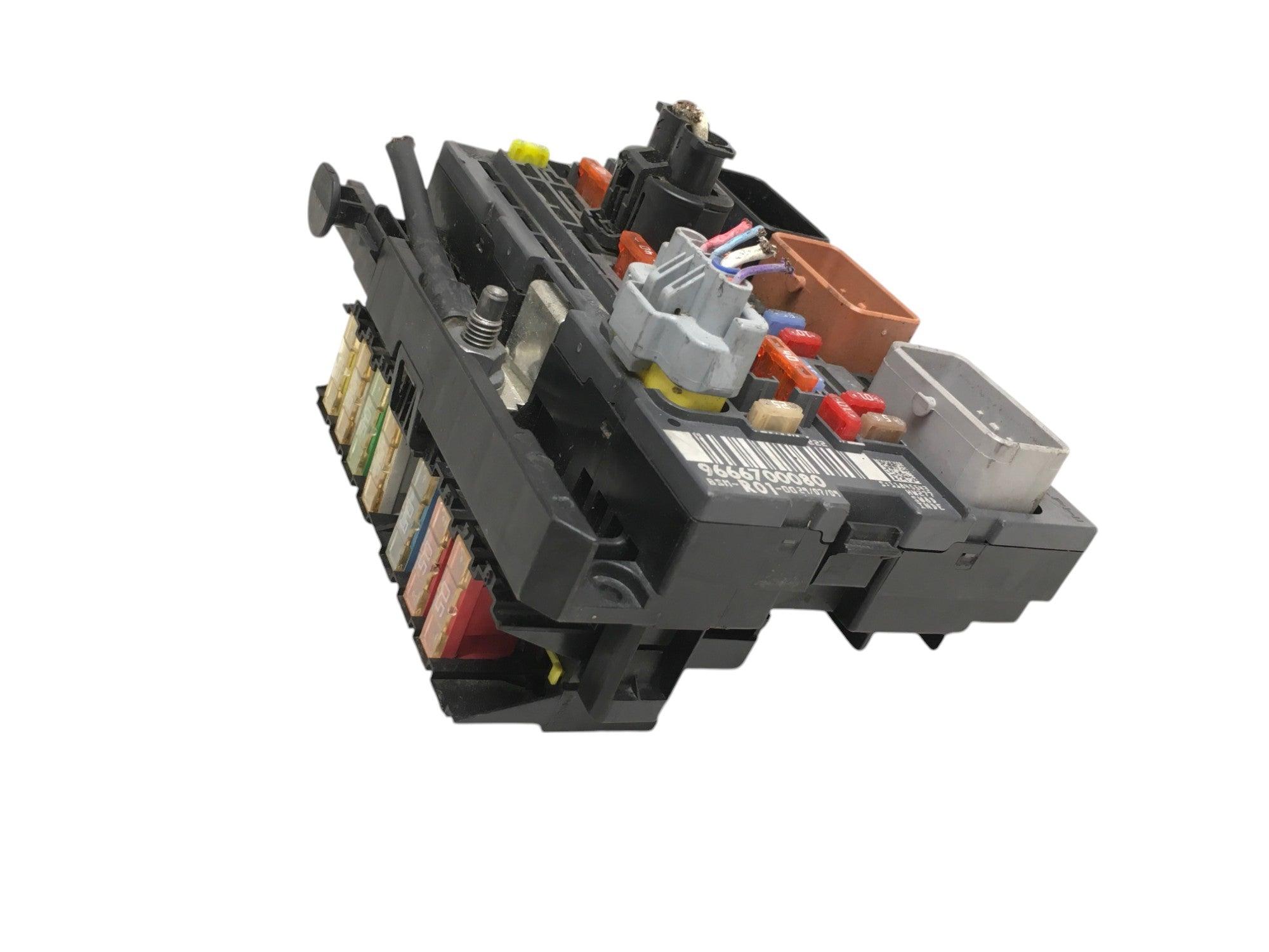 Caja Fusibles PSA 9636079380 - 9636079380 _