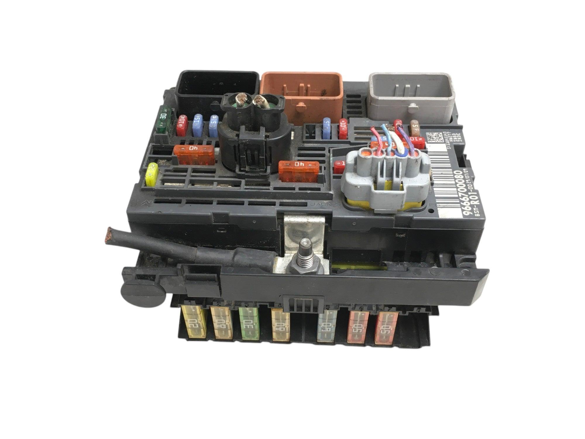 Caja Fusibles PSA 9636079380 - 9636079380 _