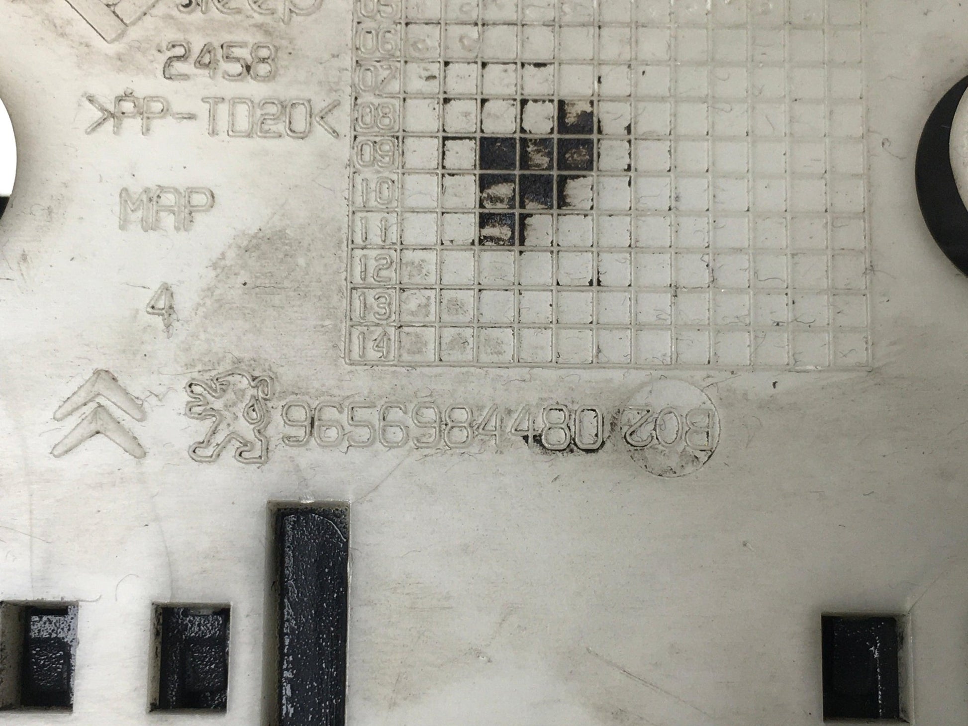 Caja fusibles PSA 9656984480 - 9656984480