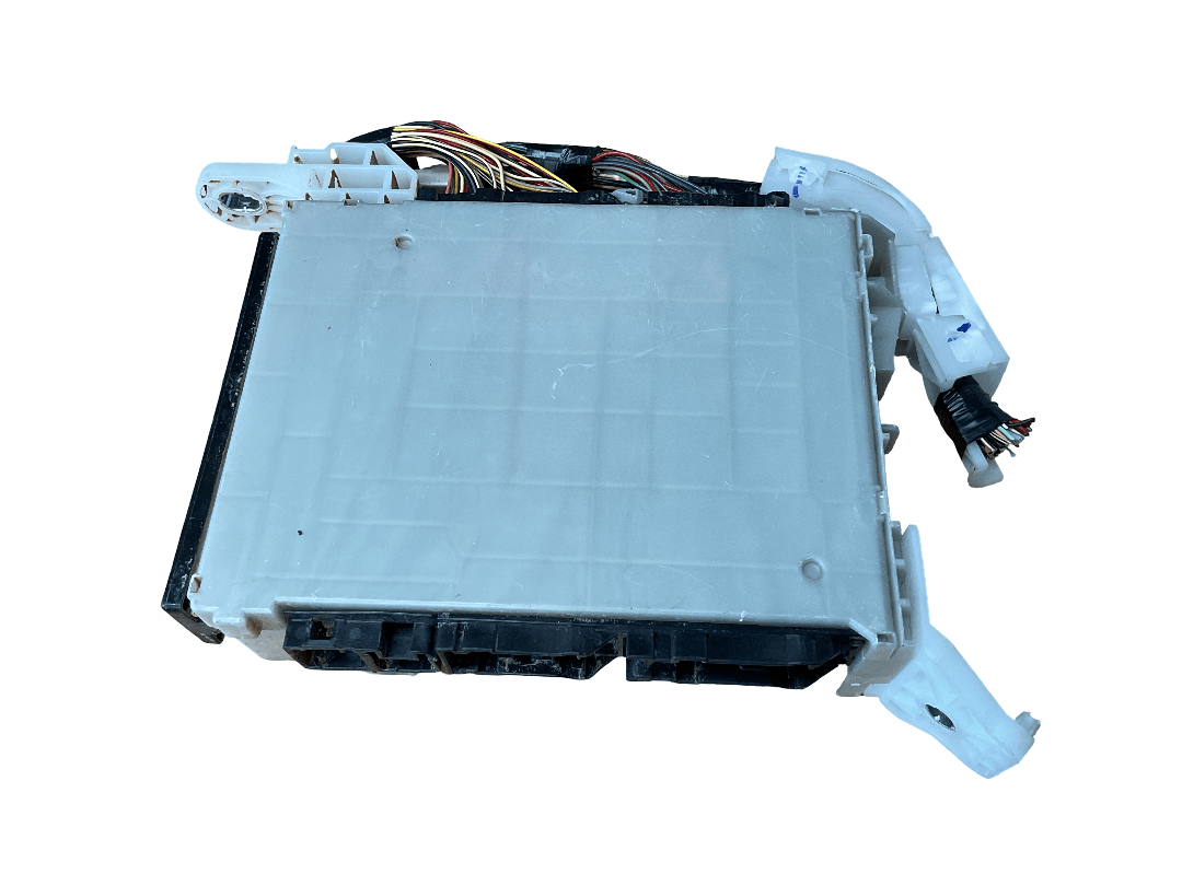 Caja Fusibles Toyota Corolla 18-25 - 63589313