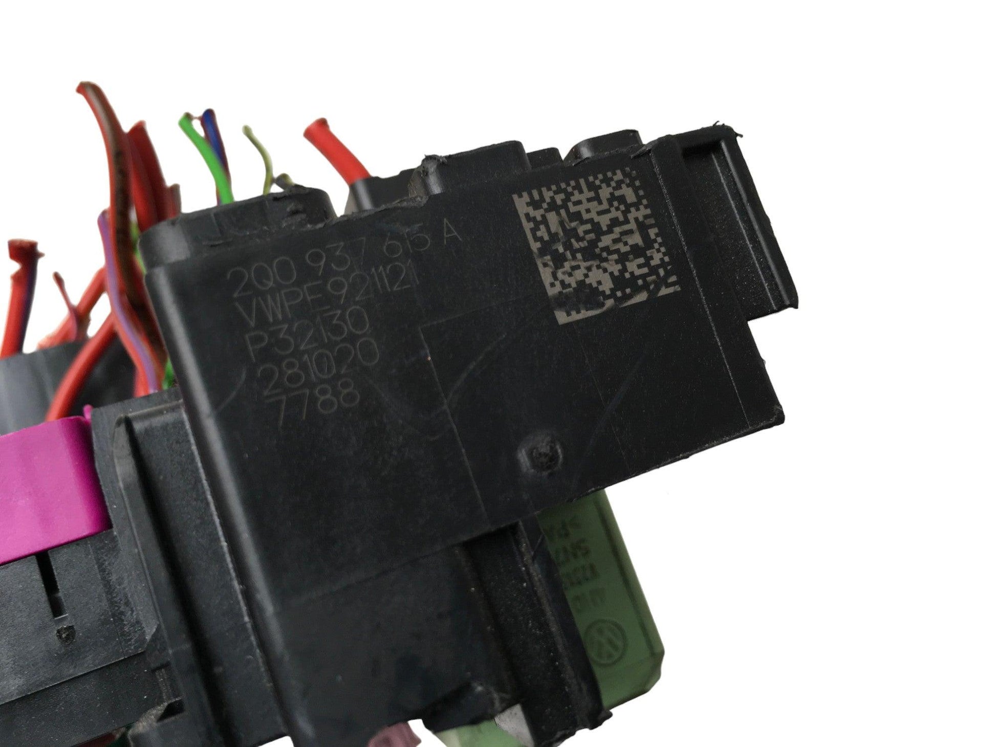 Caja Fusibles VW 2Q0937615A - 2Q0937615A