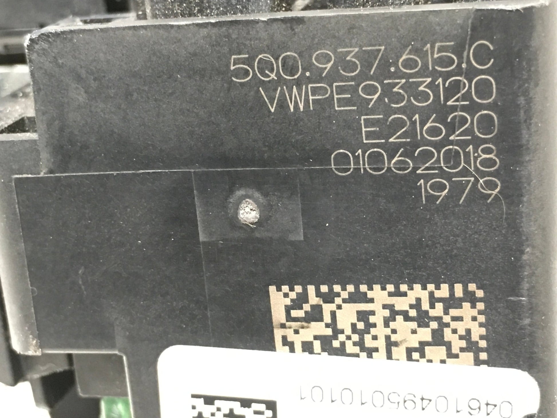 Caja Fusibles VW 5Q0937615C - 5Q0937615C