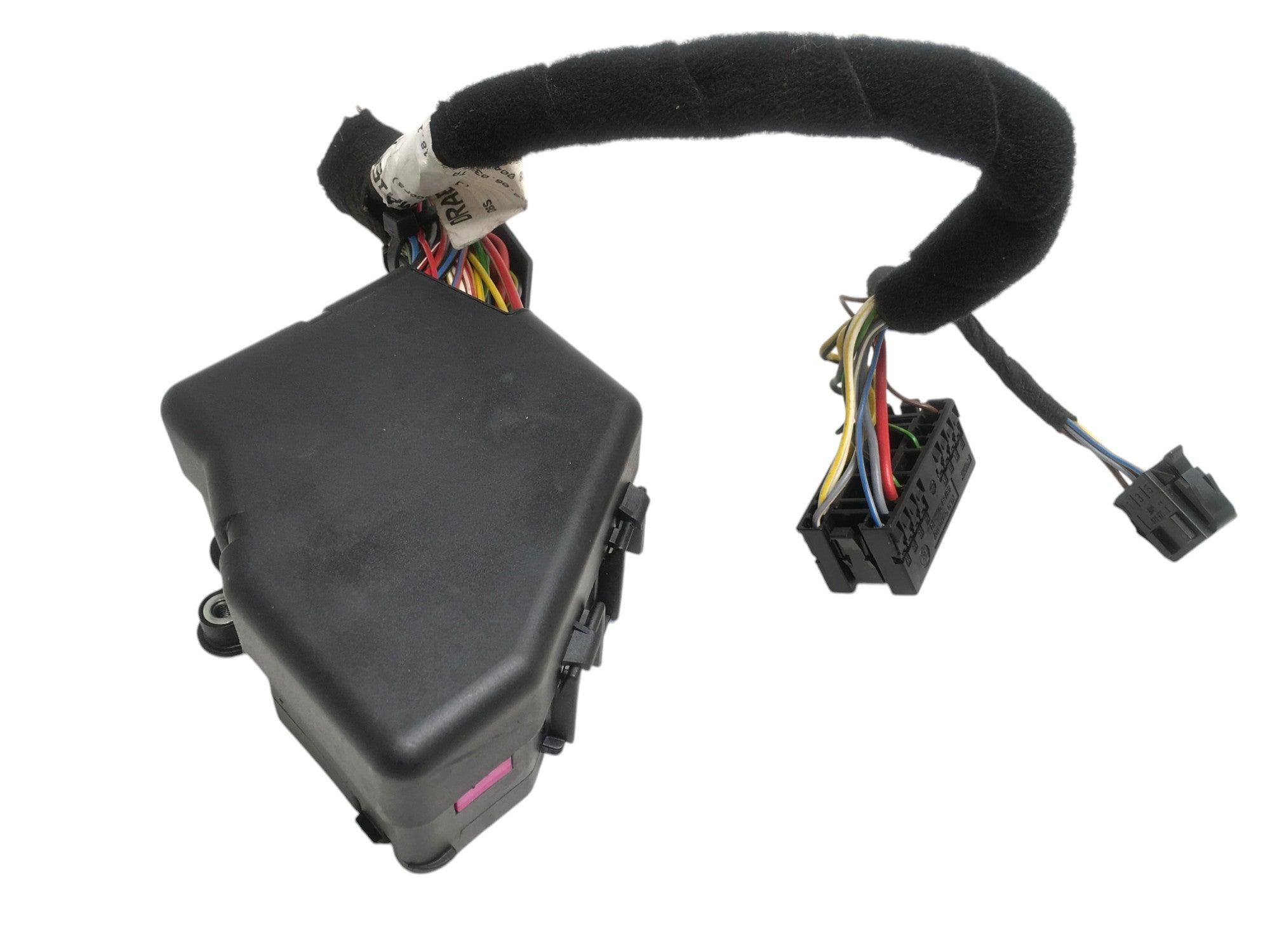 Caja Fusibles VW 8D1941824 - 8D1941824 _