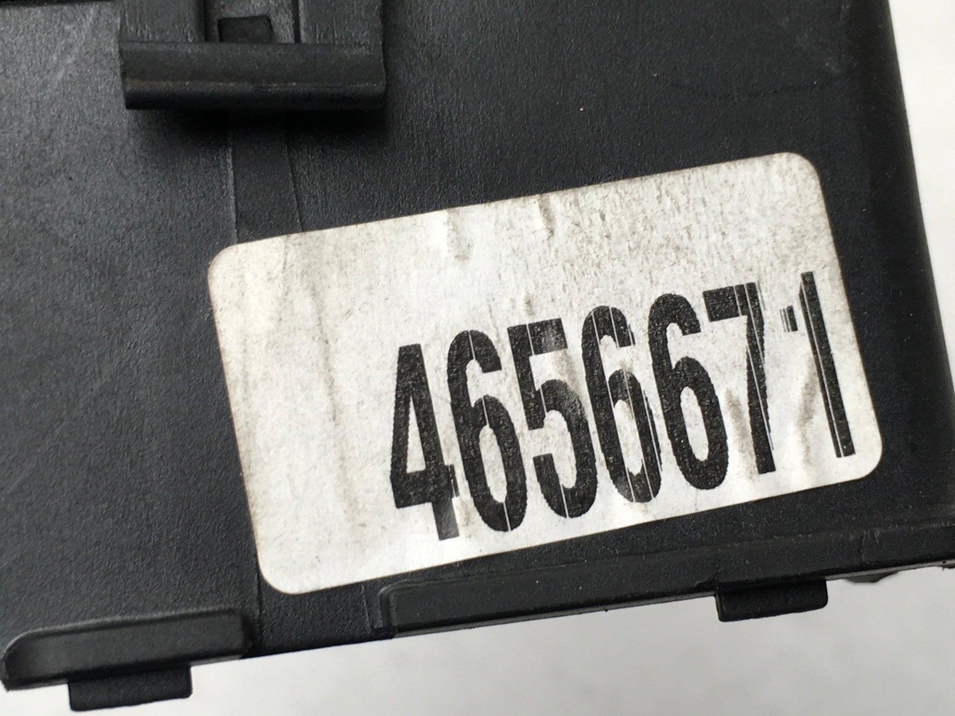 Caja Fusibles VW 8D1941824 - 8D1941824 _