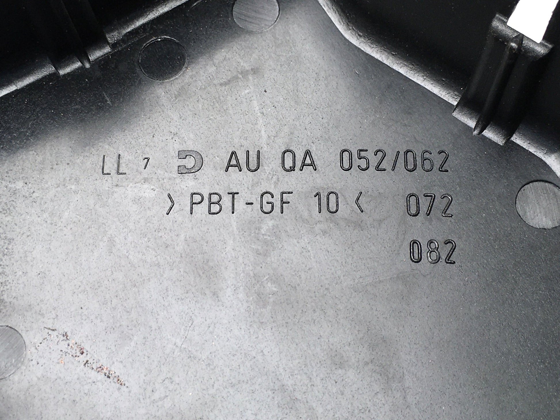 Caja Fusibles VW 8D1941824 - 8D1941824 _