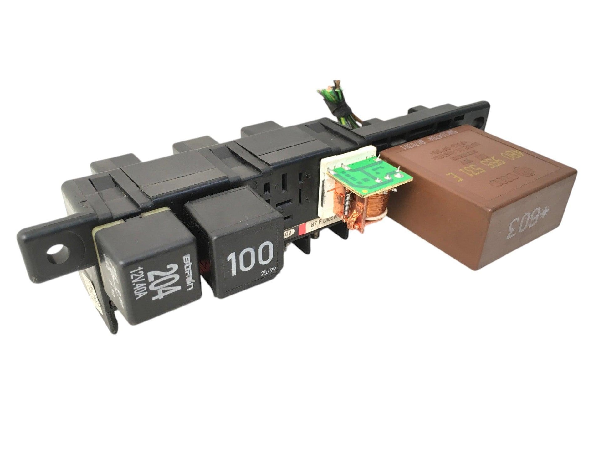 Caja Fusibles VW 8L0941822 - 8L0941822