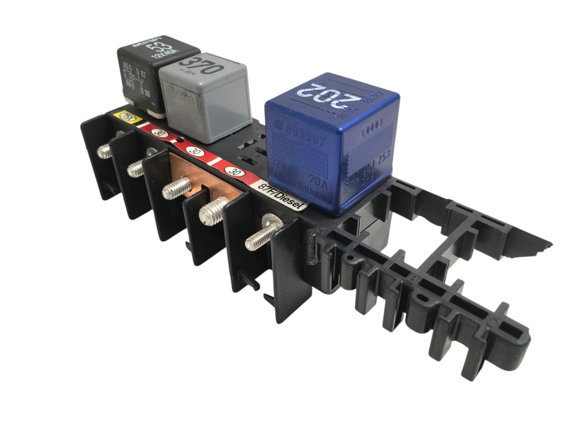 Caja Fusibles VW 8L0941822A - 8L0941822A