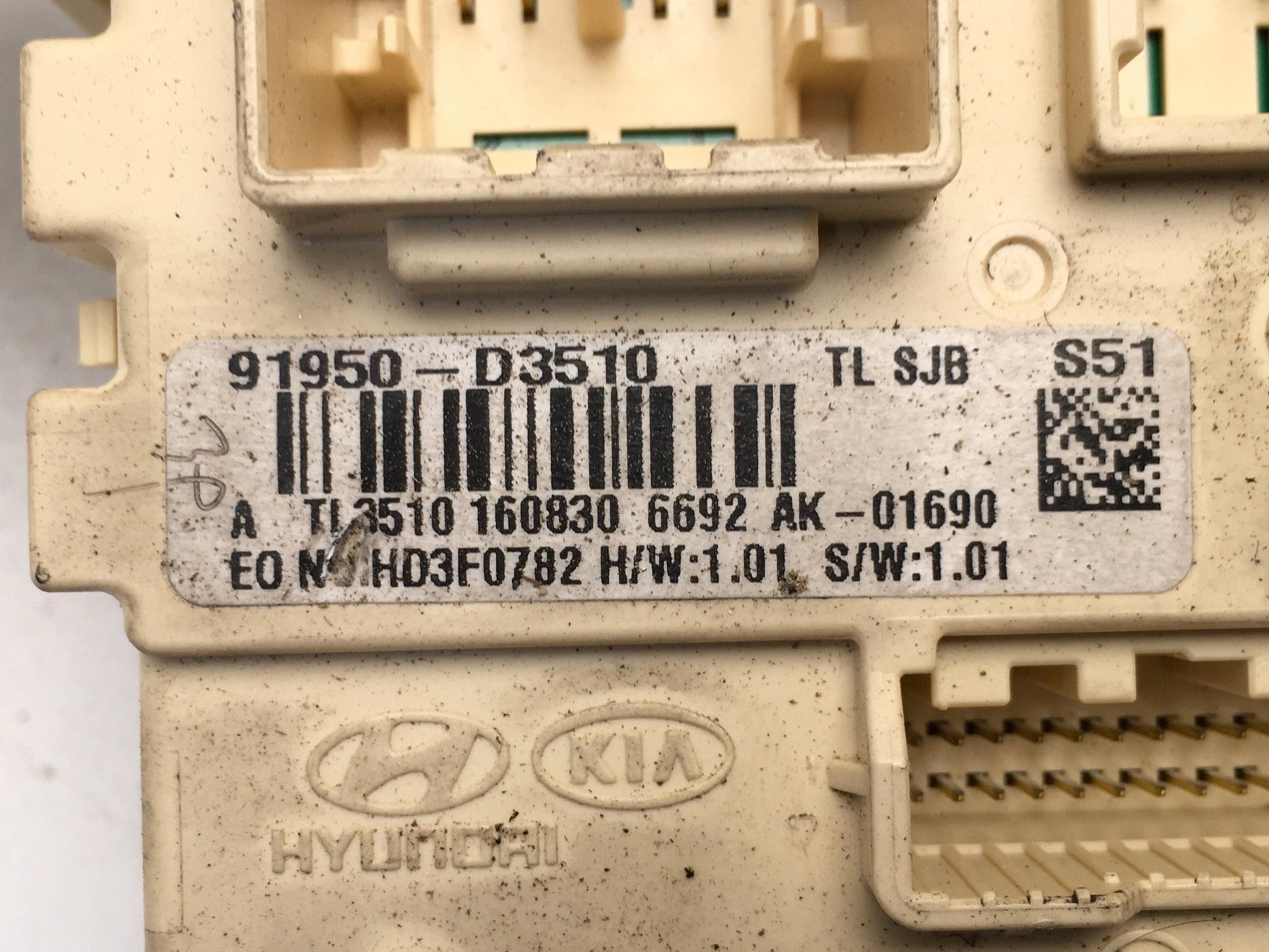 Caja fusiles Hyundai Tucson TL - 91950D3510