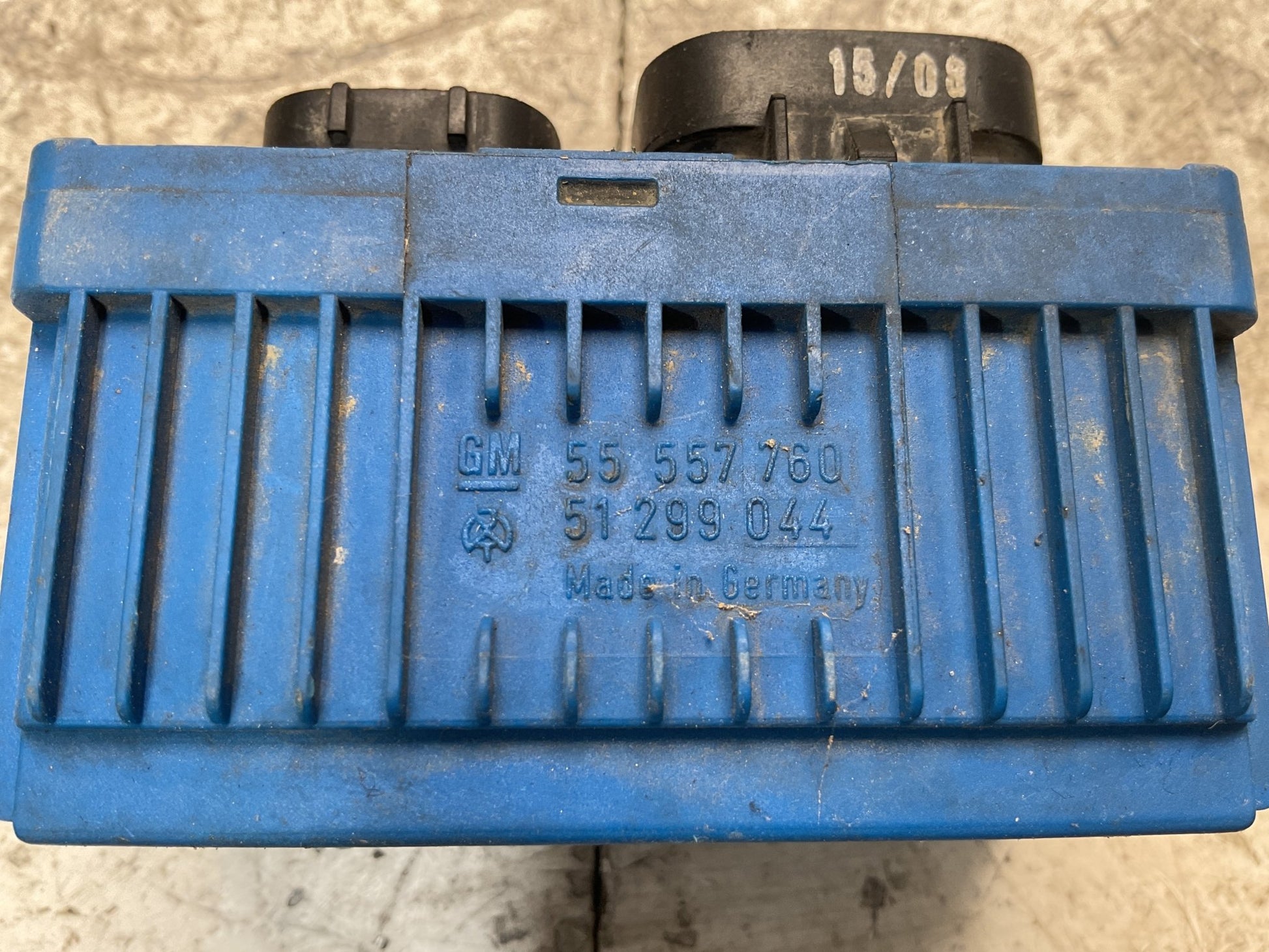 Caja precalentamiento Opel 55557760 - 55557760