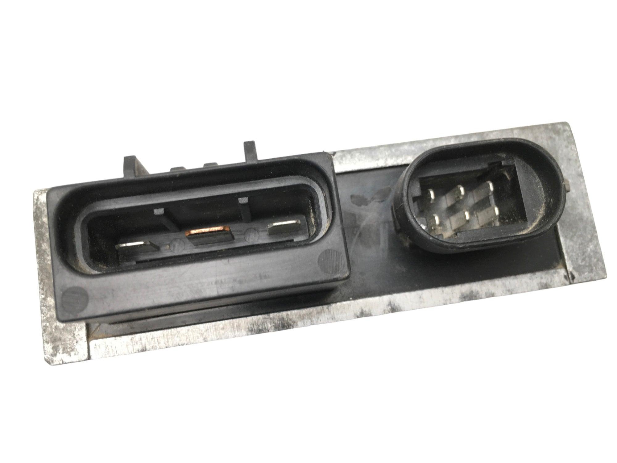 Caja Precalentamiento Renault 7700100703 - 7700100703