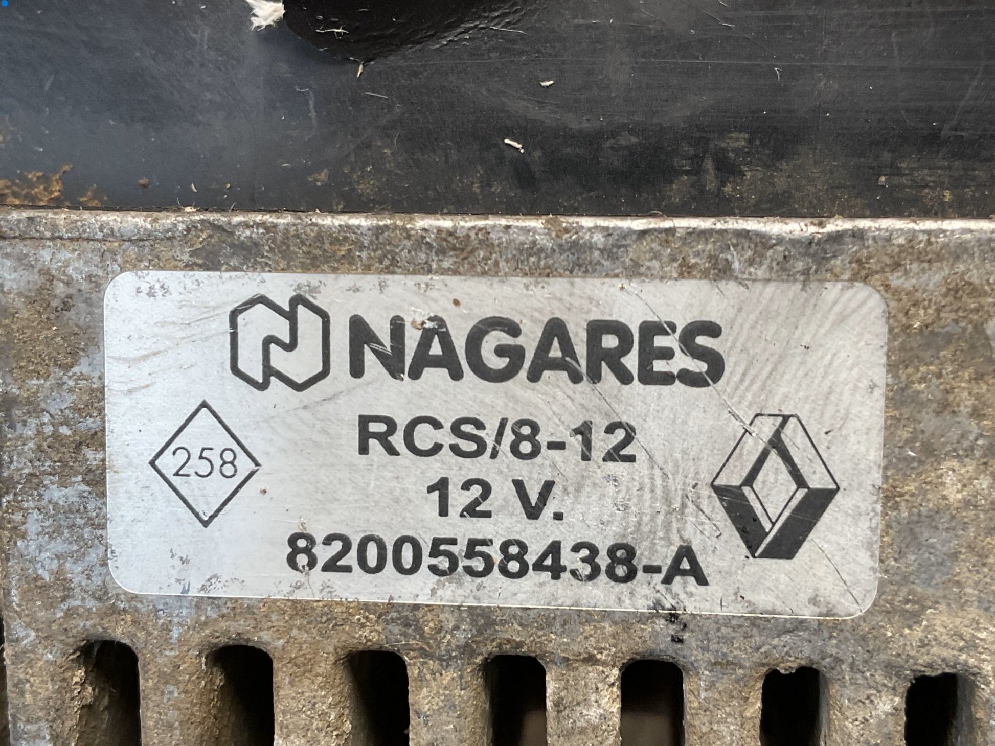 Caja Precalentamiento Renault 8200558438 - 8200558438