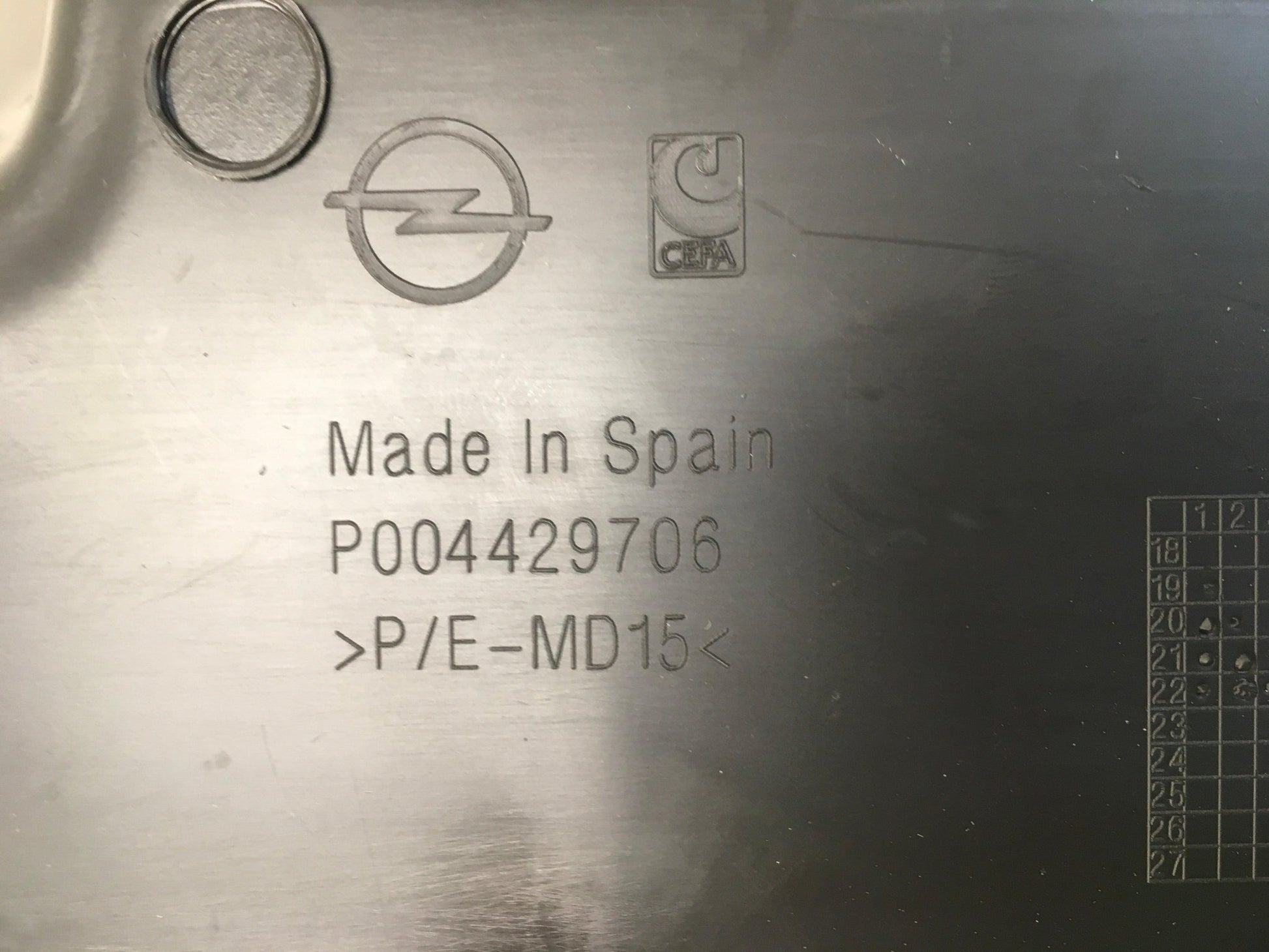 Cajon guantera Opel Corsa F Mokka B - P004429706