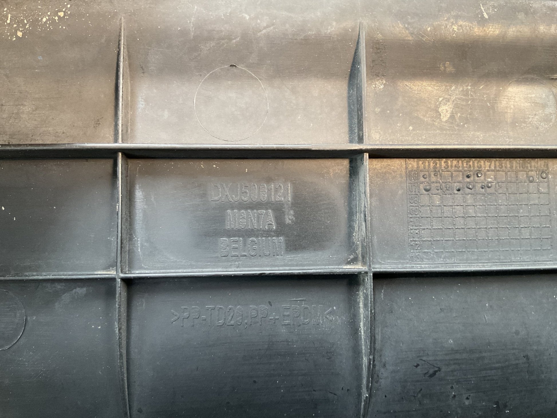 Calandra Radiador Land Rover DXJ500121 - DXJ500121