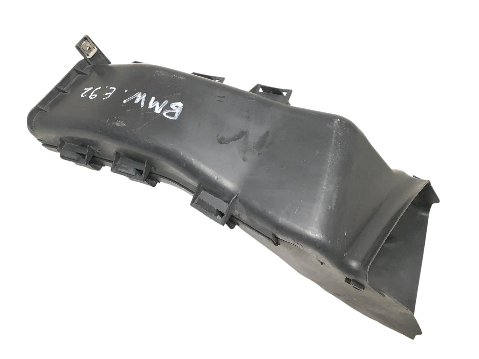 Canal del izq BMW E92 E93 - 51748045361