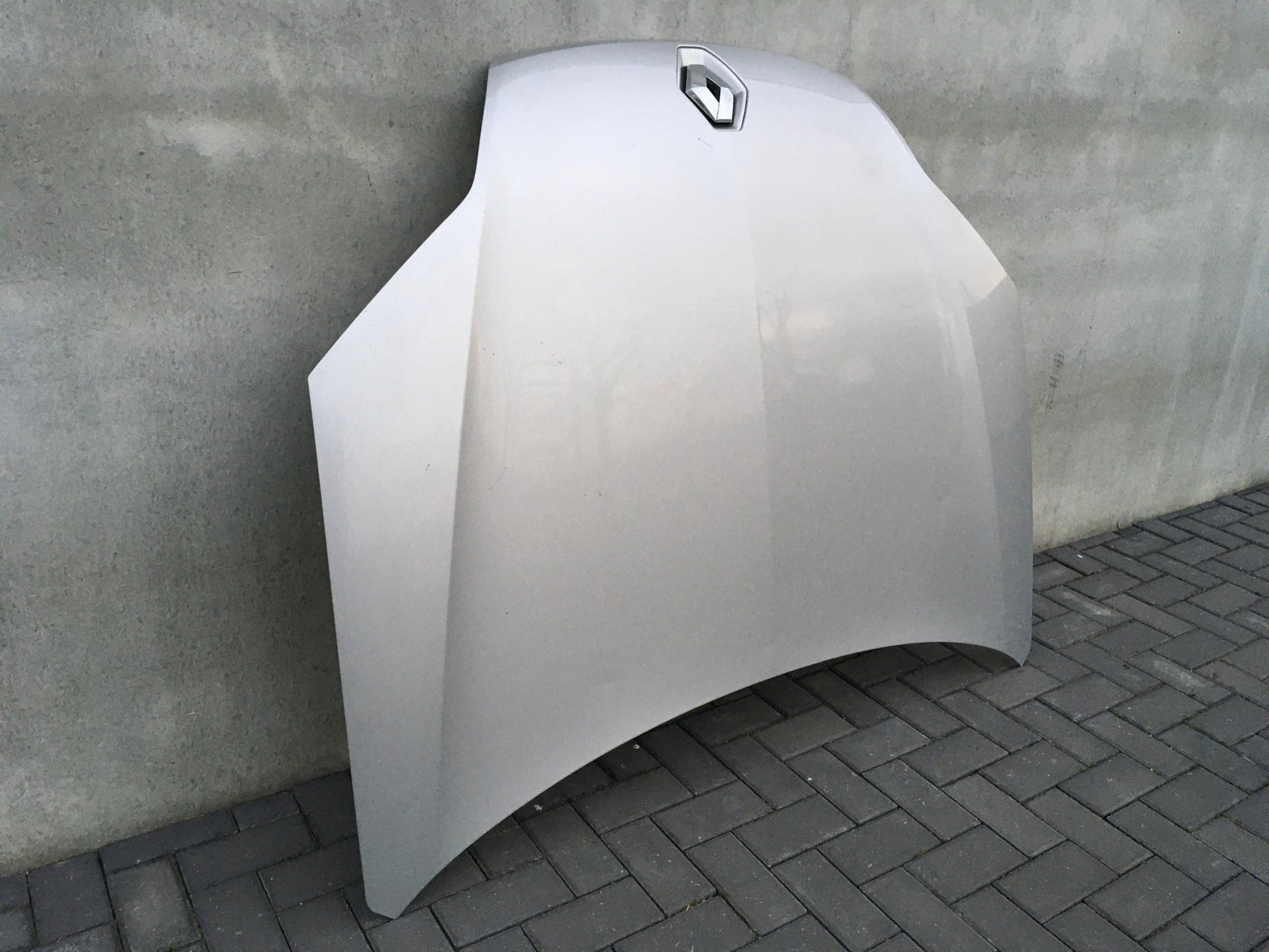 Capot Renault Laguna III - 651000021R