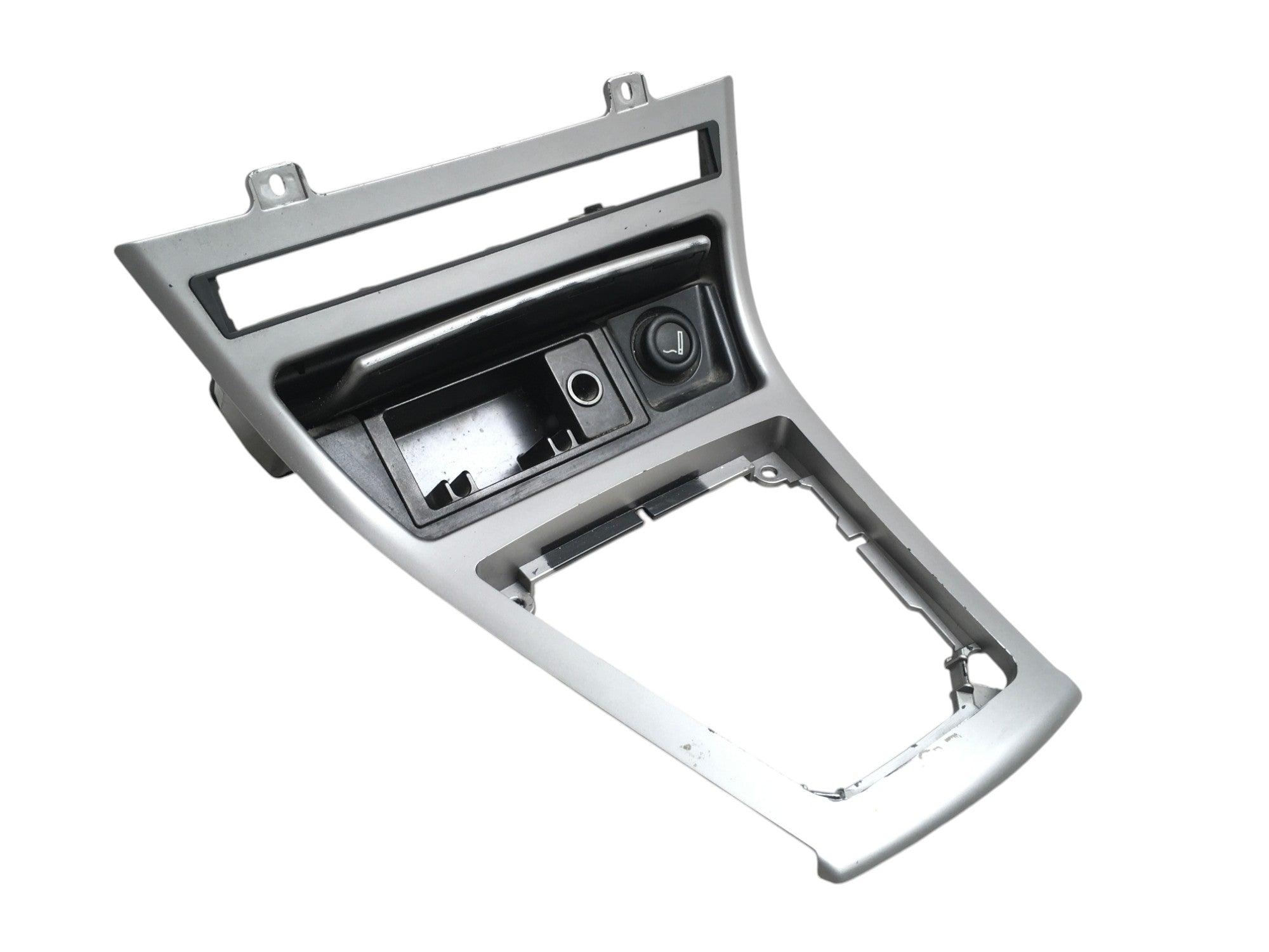 Cenicero BMW X3 E83 - 3411706