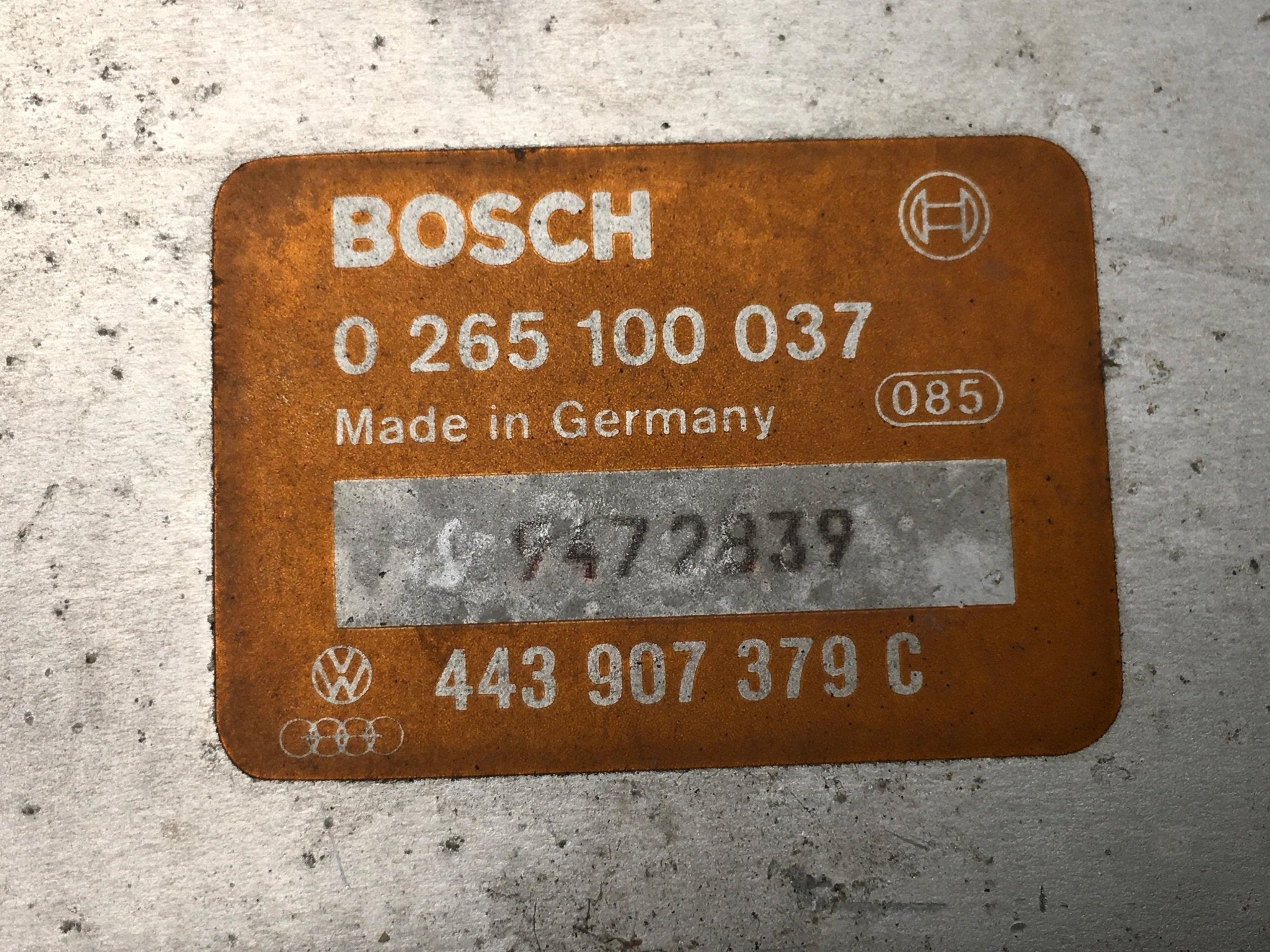 Centralita ABS Audi 443907379C - 443907379C