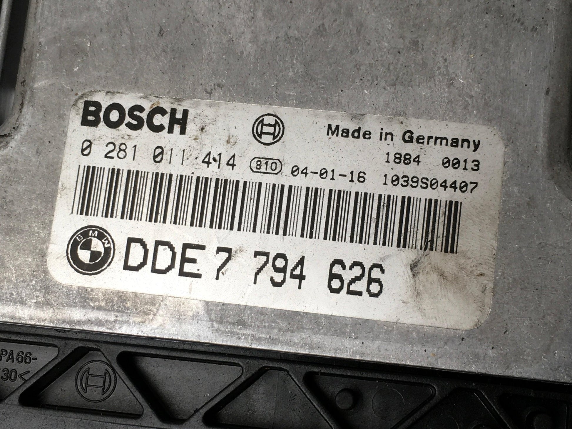Centralita ECU BMW X5 E53 - 0281011414