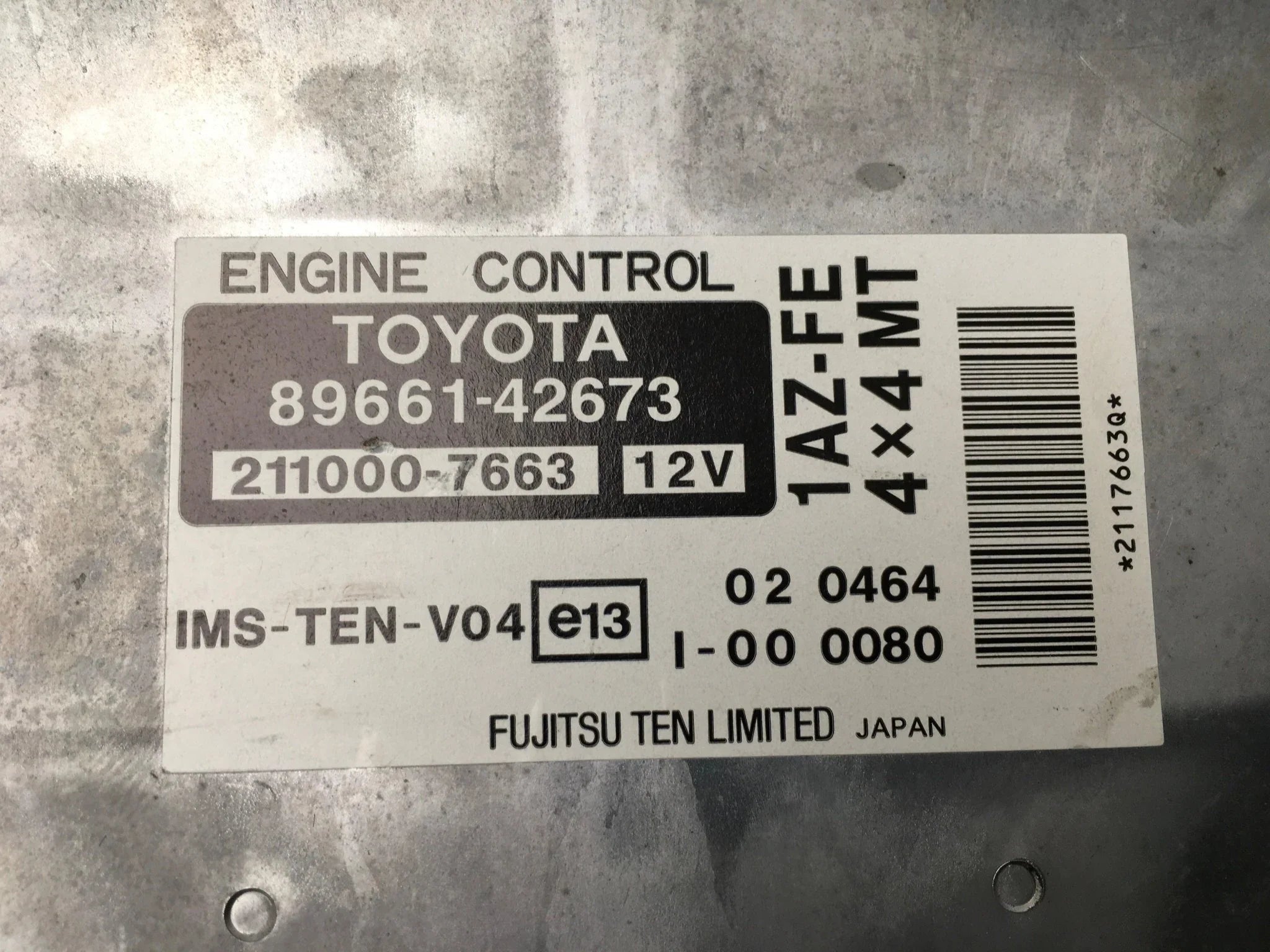 Centralita ECU Toyota Rav4 2 8966142673