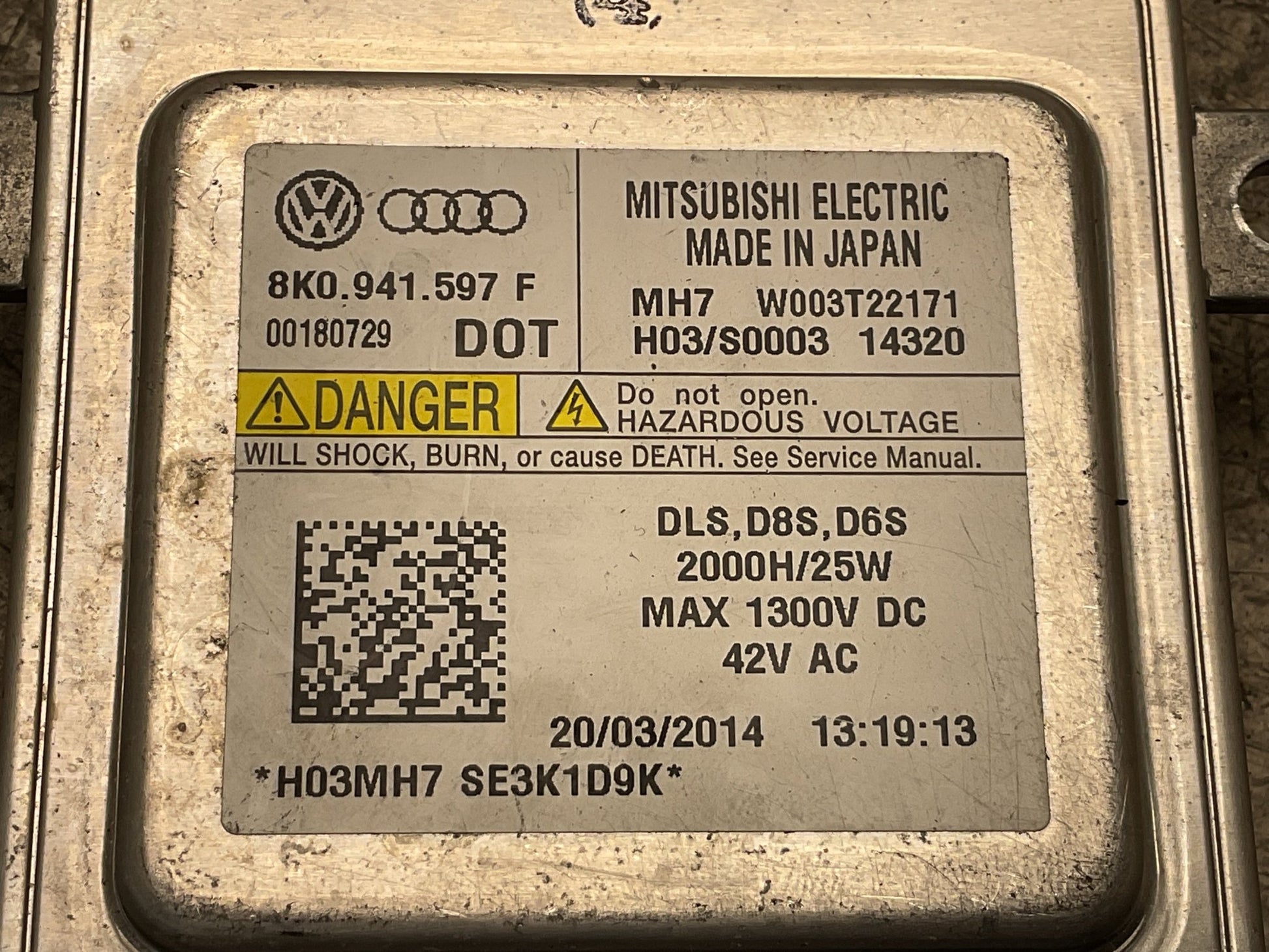 Centralita faros VW 8K0941597F - 8K0941597F