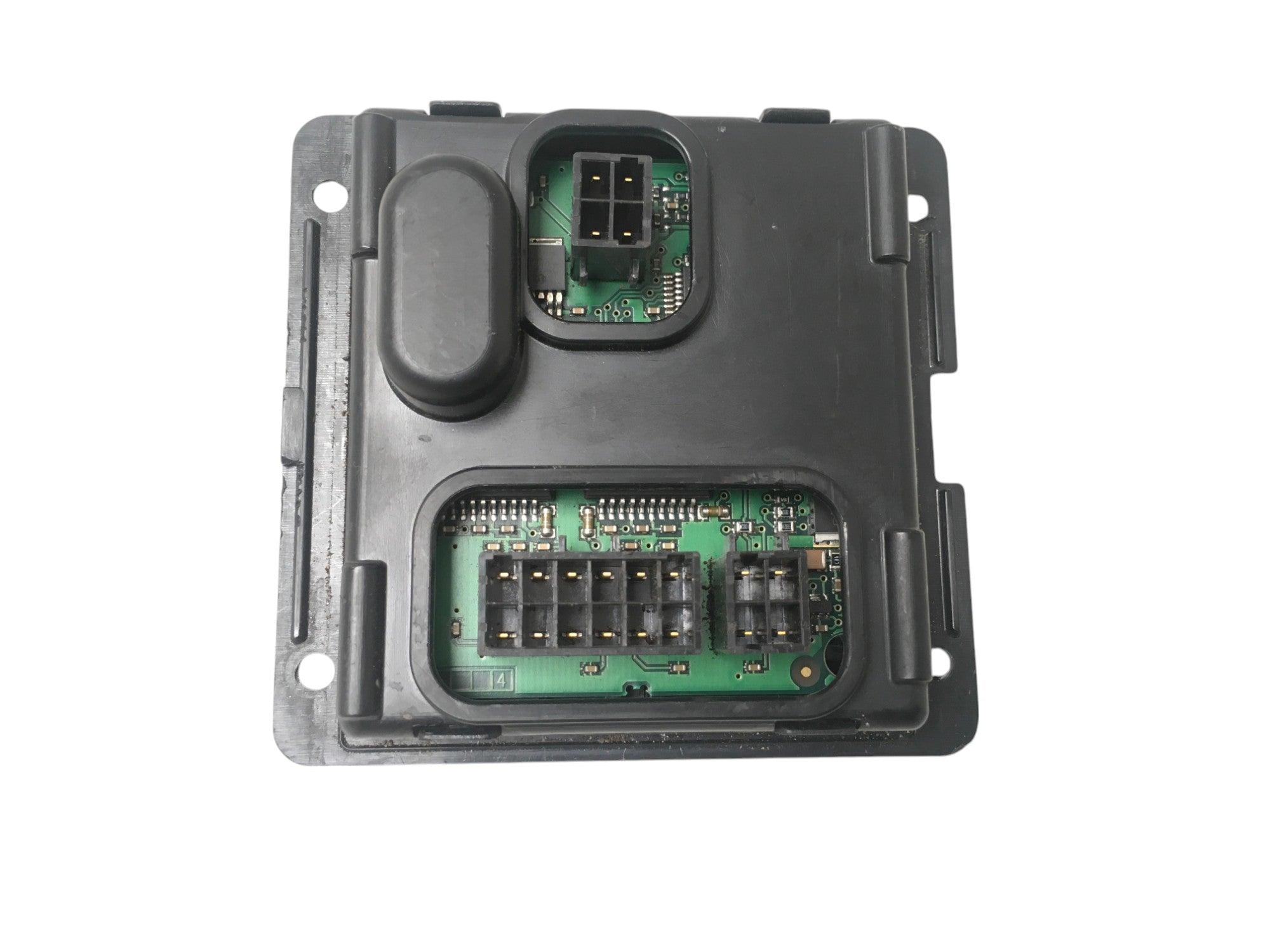 Centralita Faros VW Passat B6 3C - 7L6941330