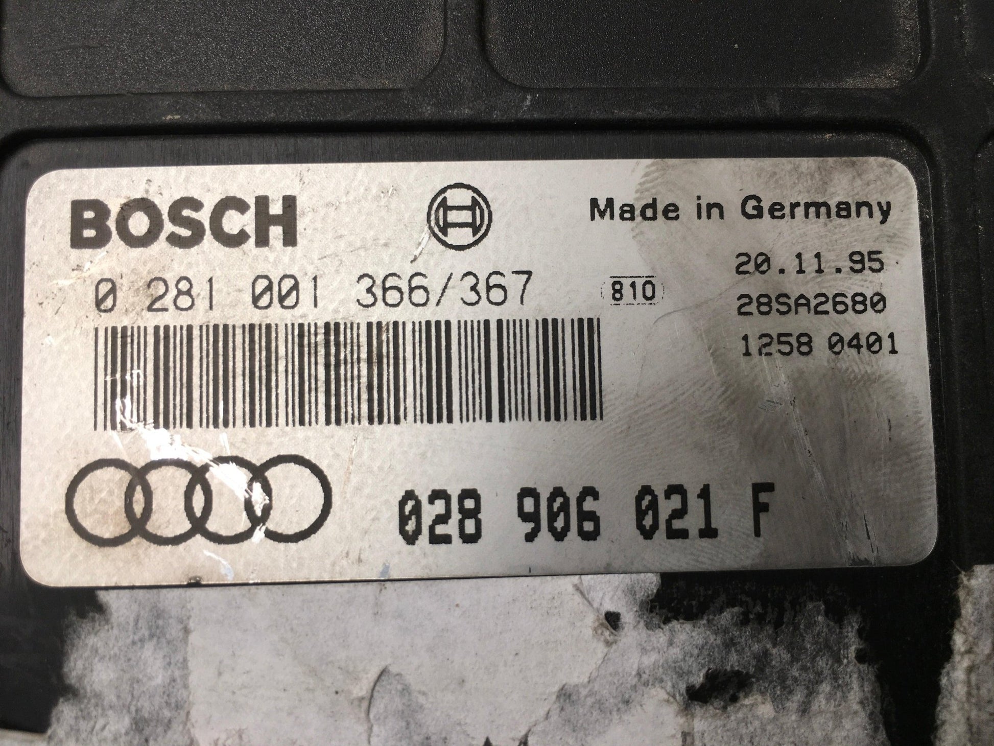 Centralita Motor Audi A4 B5 - 028906021F