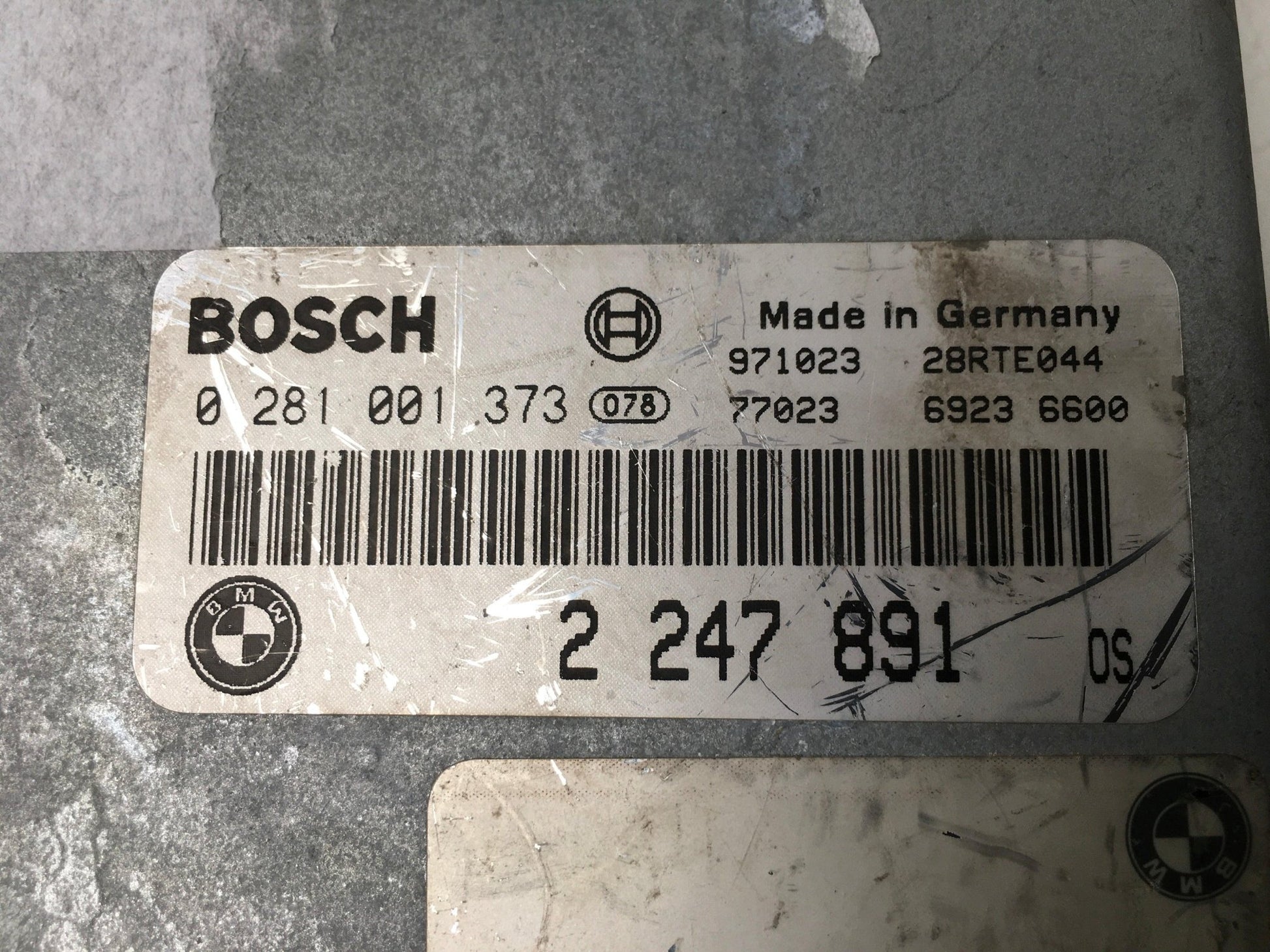 Centralita Motor BMW E39 y E38 - 2247891