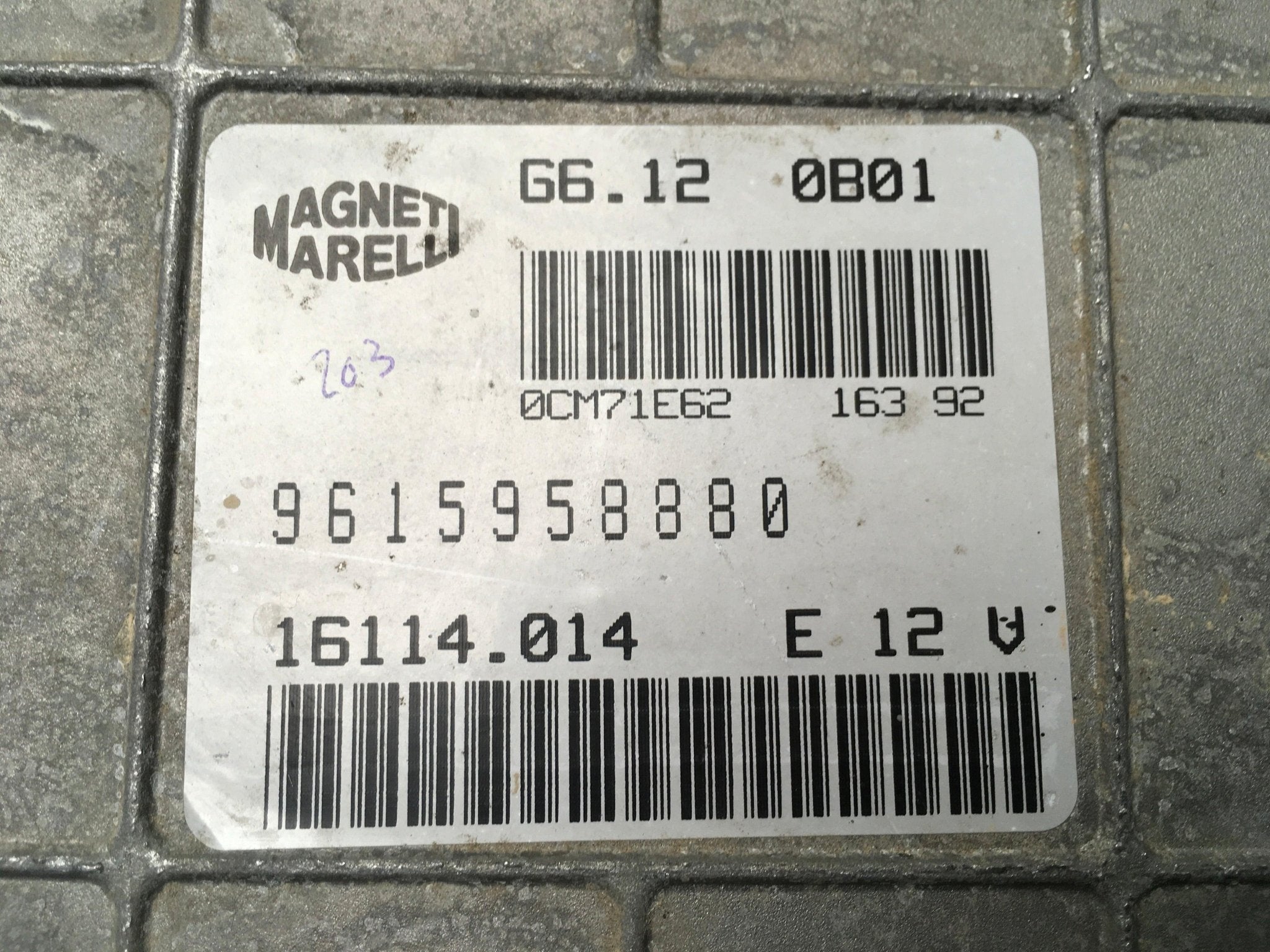 Centralita Motor Citroen ZX - 9615958880