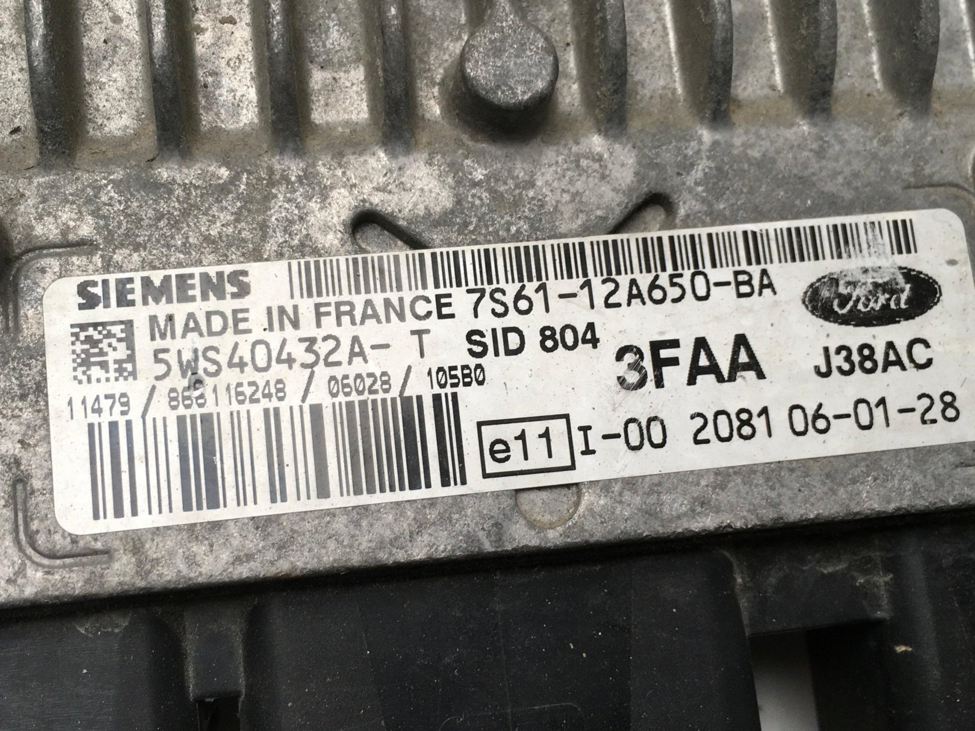Centralita Motor Ford Fusion - 7S6112A650BA