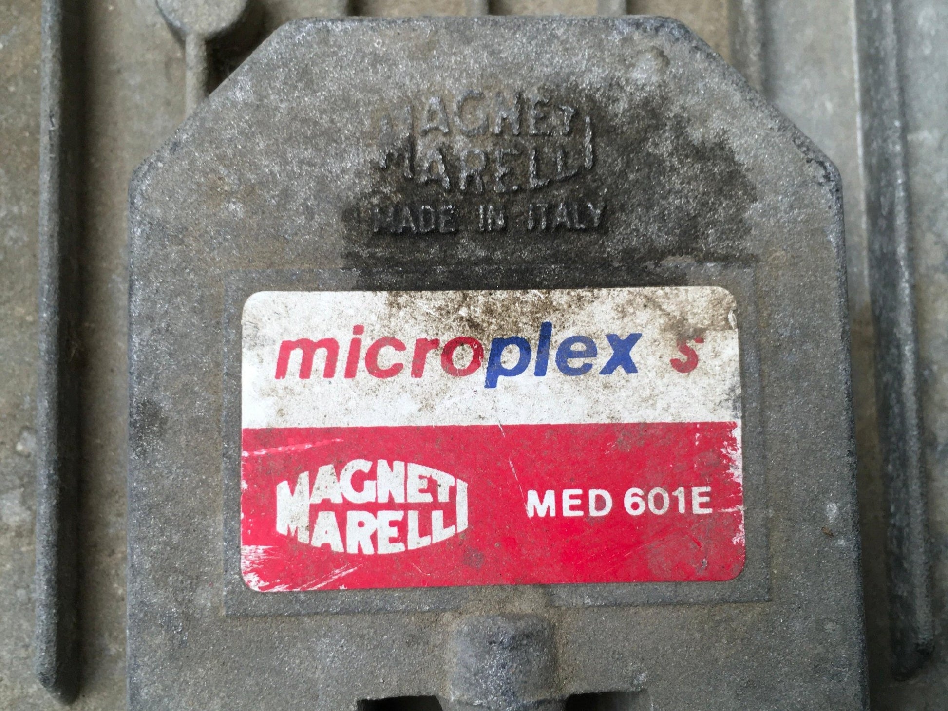 Centralita motor Lancia Thema I - MED601E