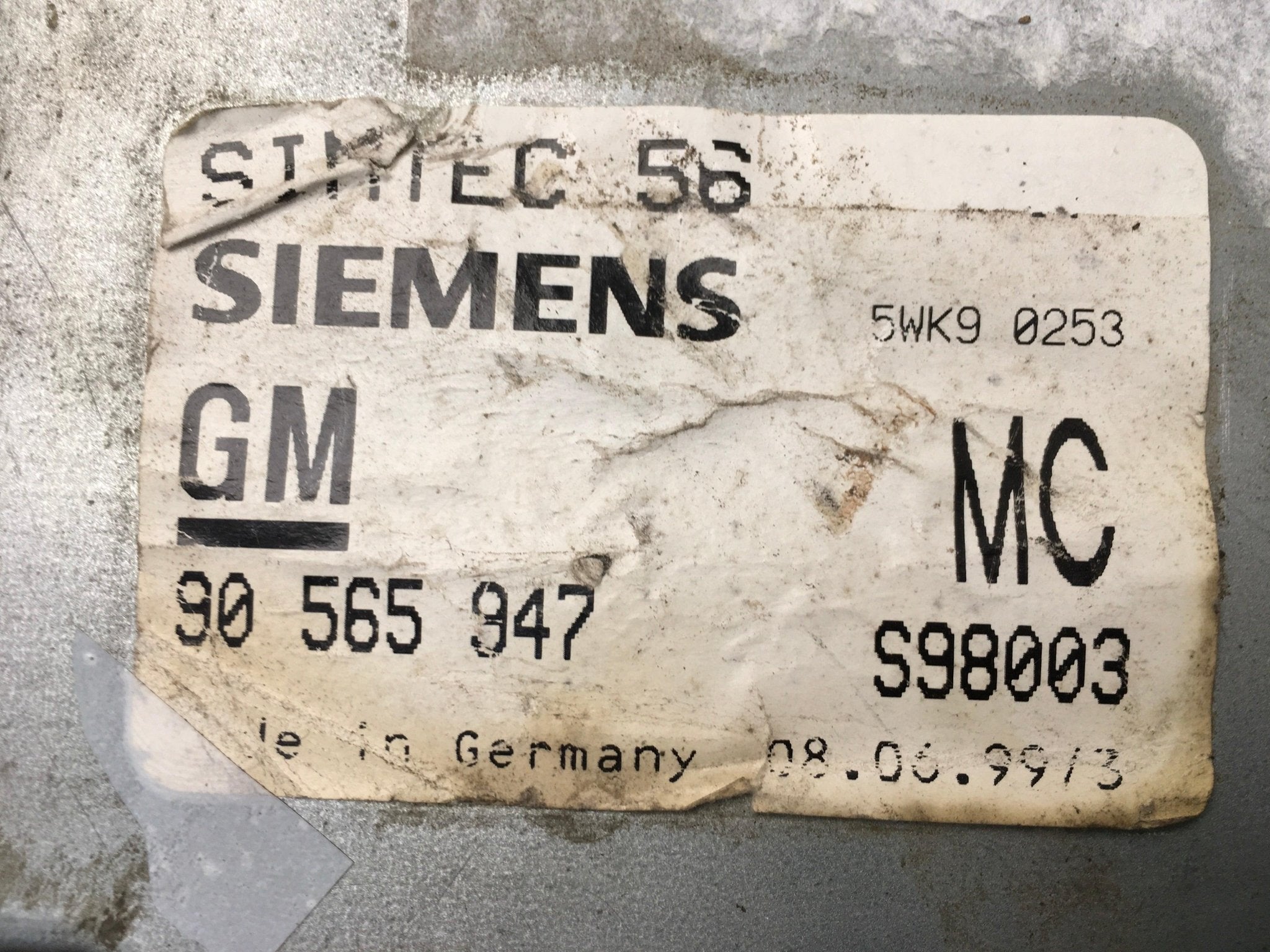 Centralita Motor Opel Omega B - 90565947