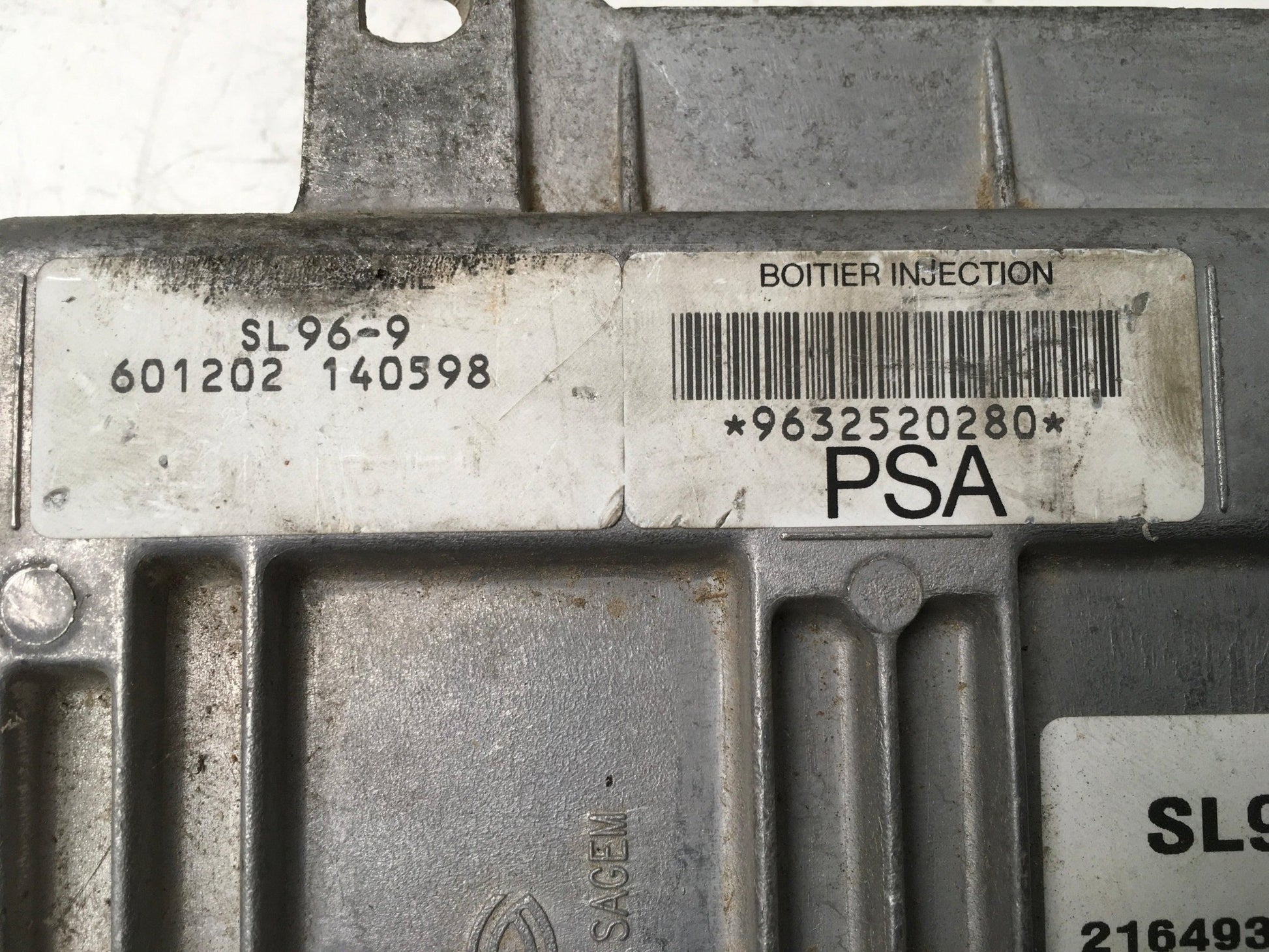 Centralita Motor Peugeot 306 - 9632520280