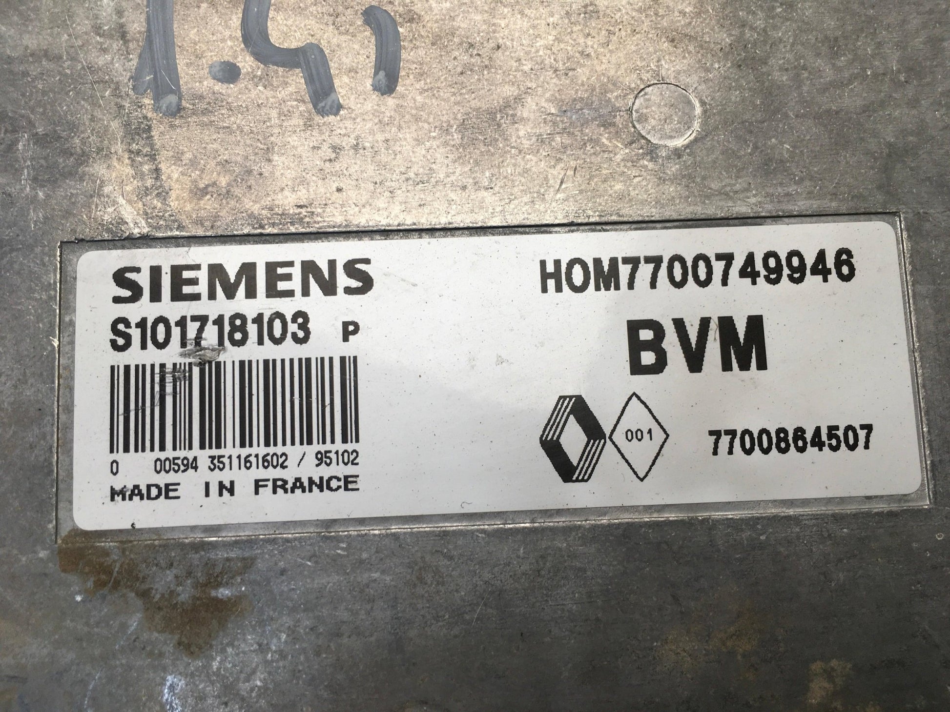 Centralita Motor Renault 19 - 7700749946