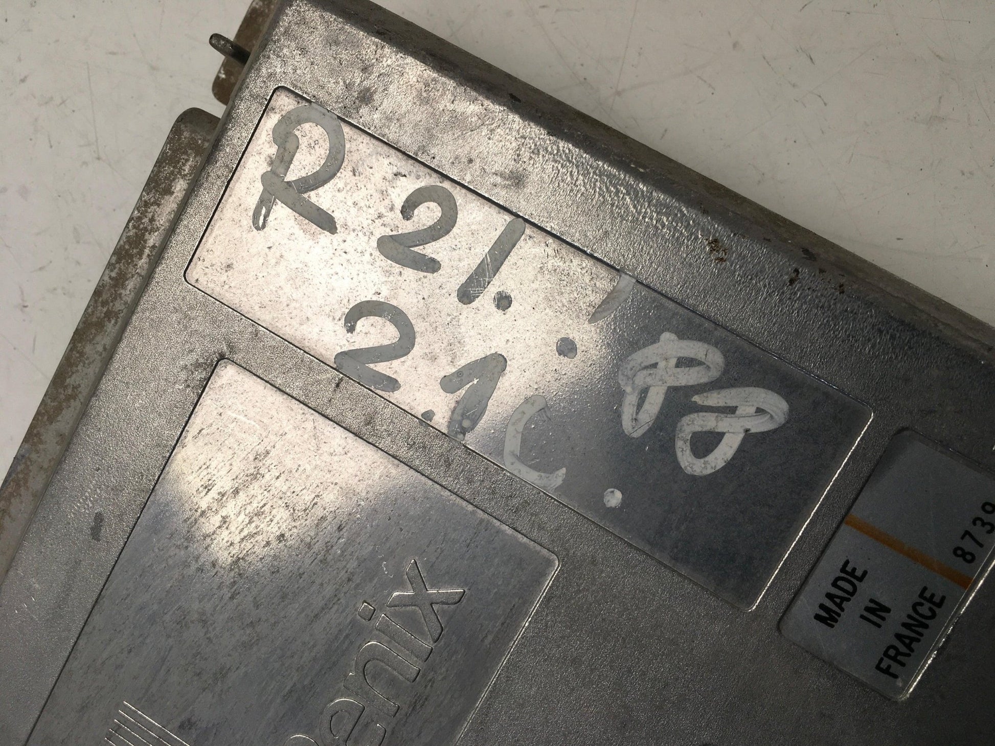 Centralita Motor Renault 21 - 7700733848