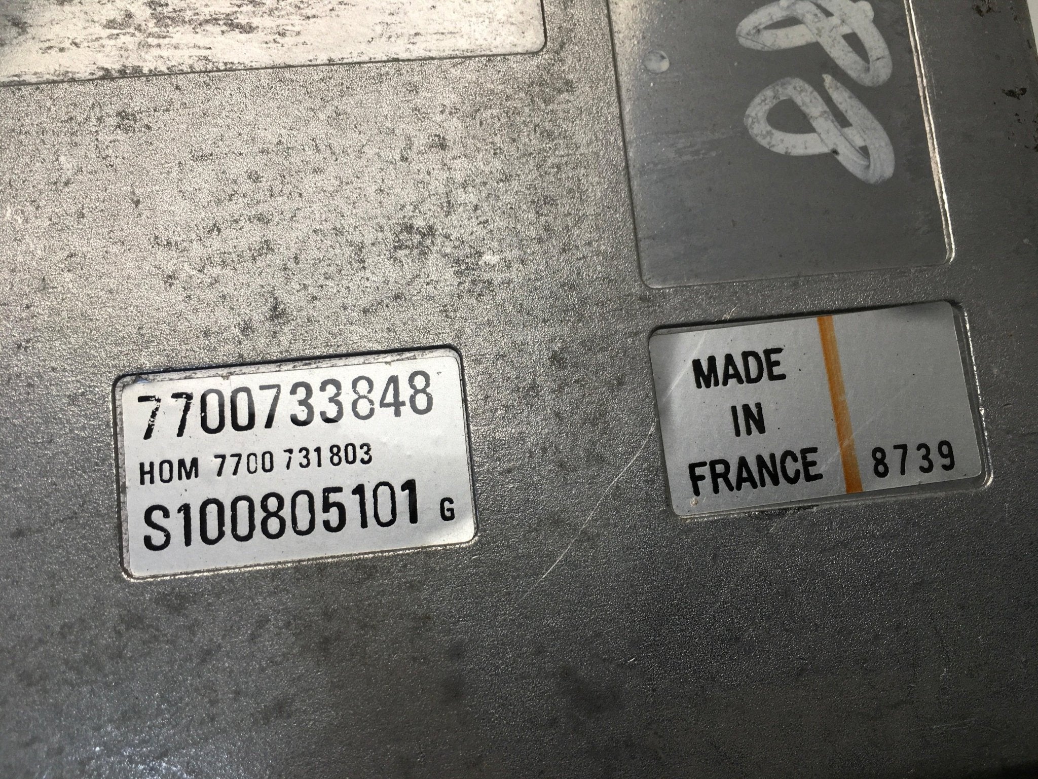 Centralita Motor Renault 21 - 7700733848