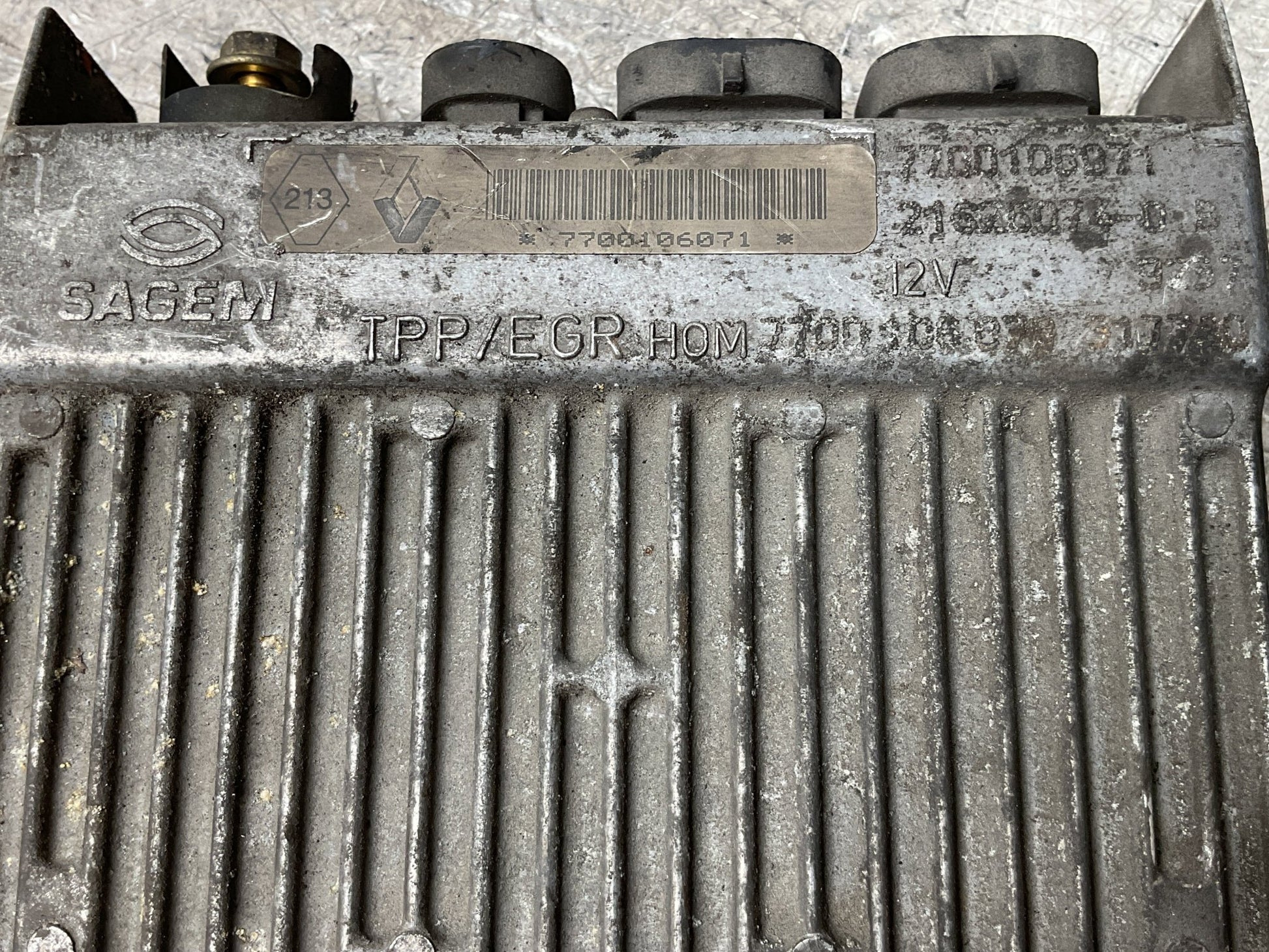 Centralita Motor Renault 7700106071 - 7700106071