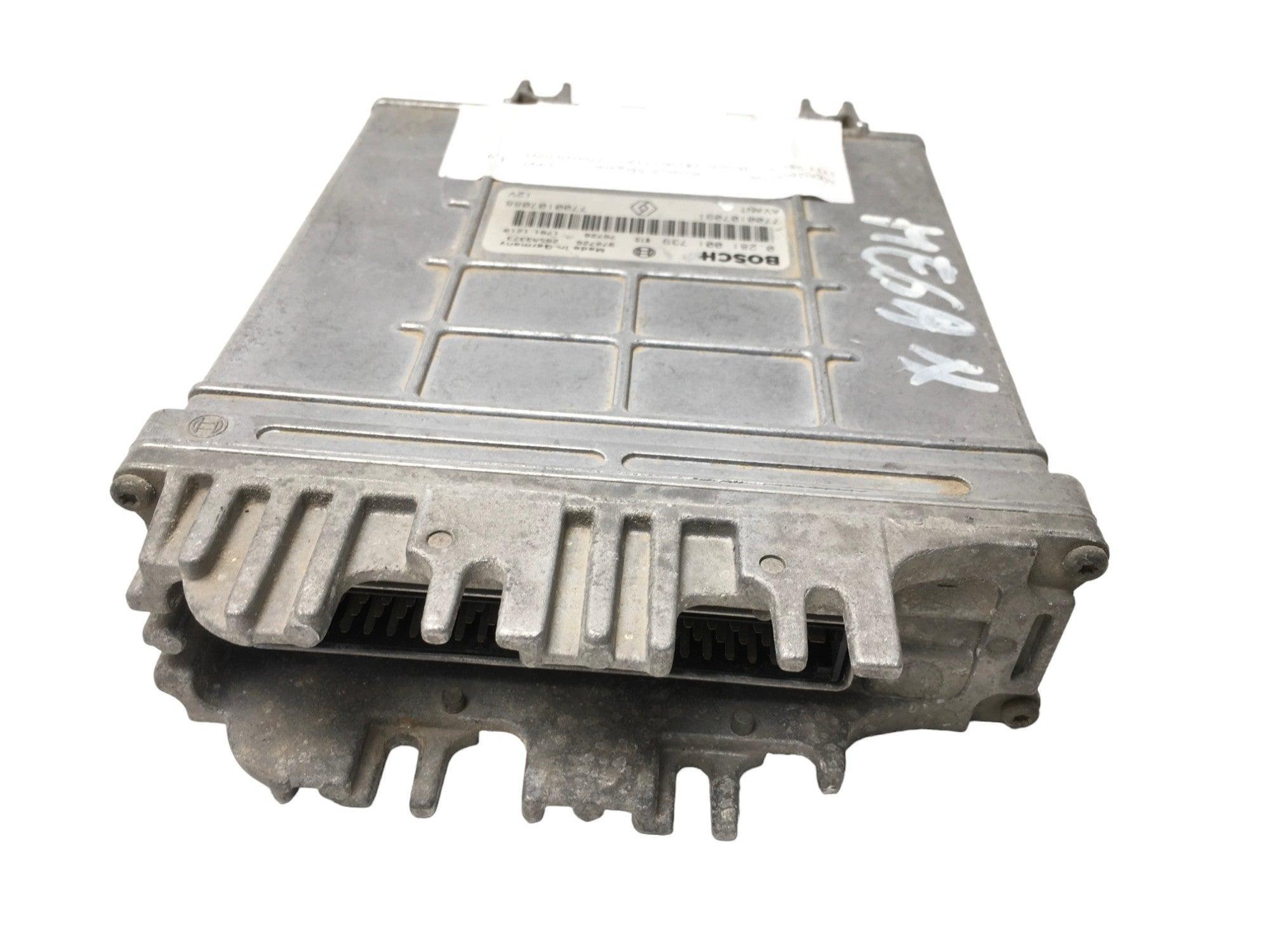 Centralita Motor Renault Megane I - 7700107091