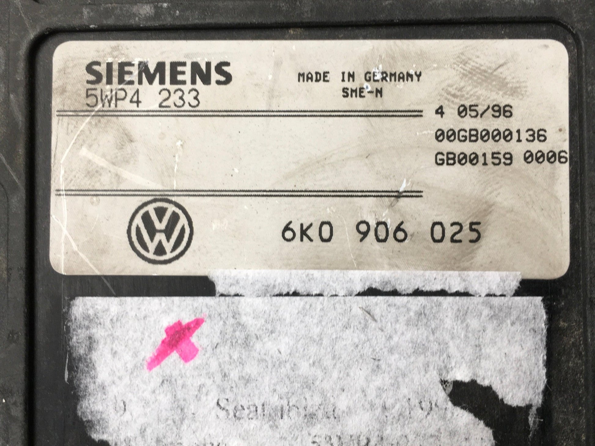 Centralita Motor Seat Toledo I - 6K0906025