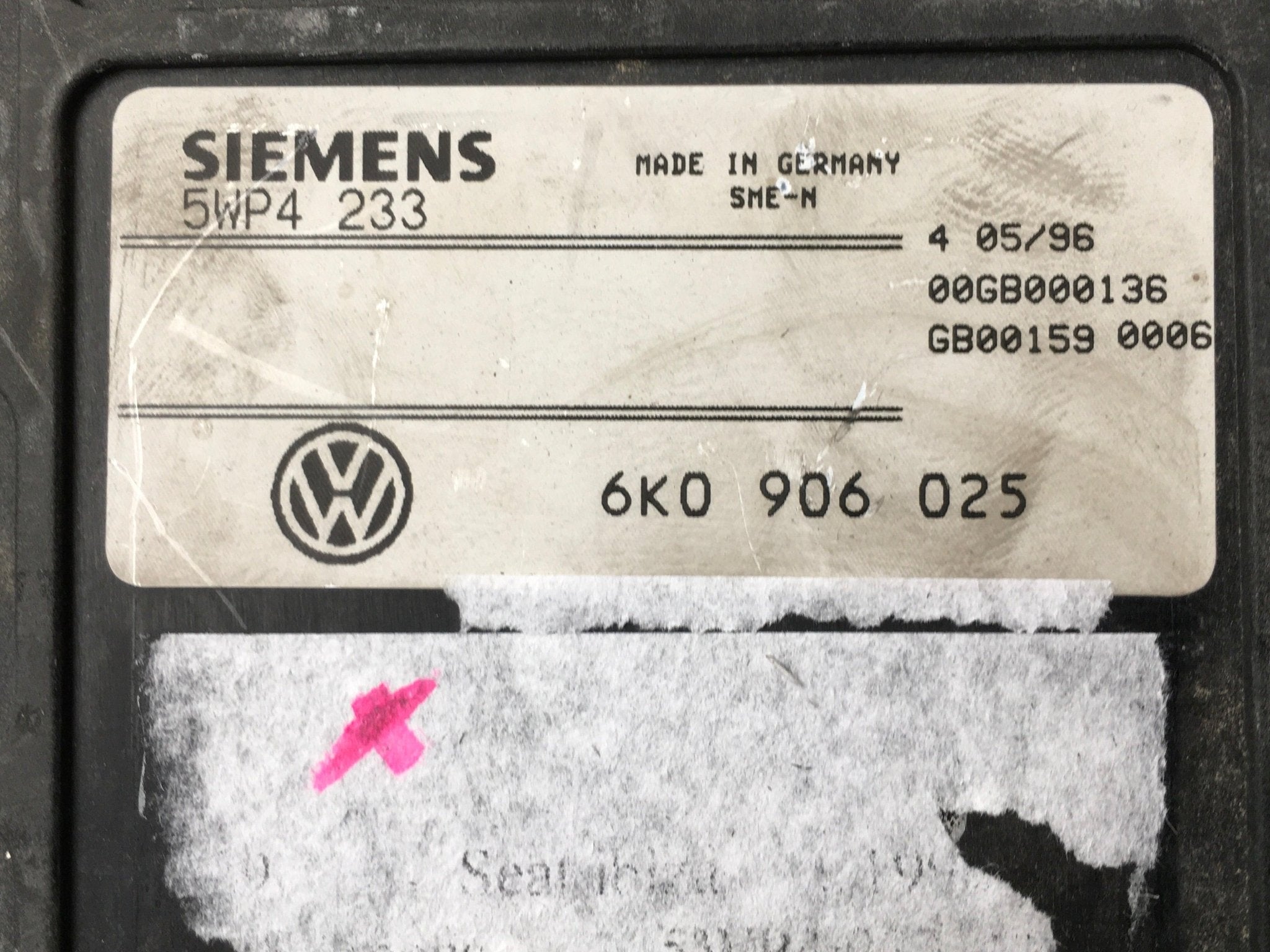 Centralita Motor Seat Toledo I - 6K0906025