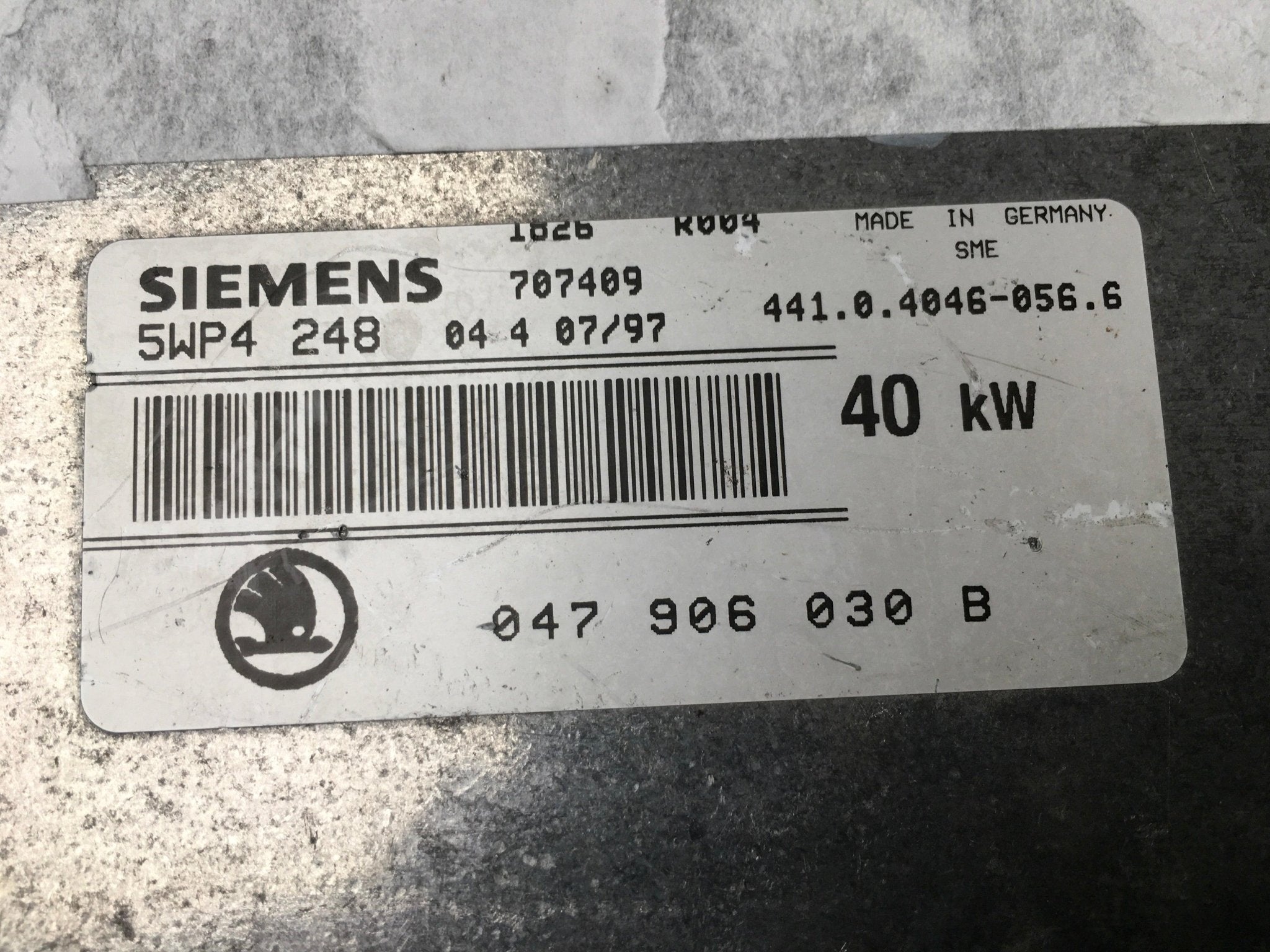 Centralita Motor Skoda Felicia - 047906030B