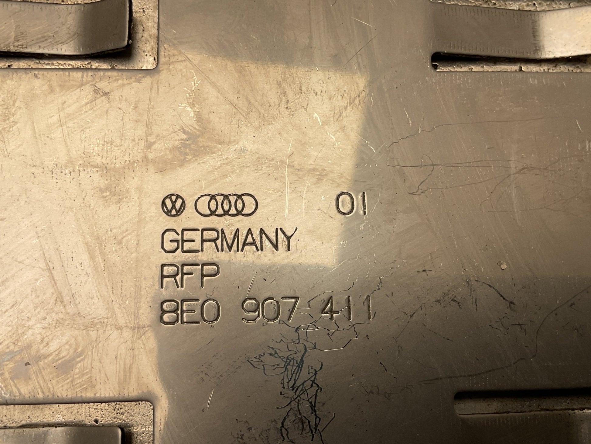 Centralita Motor Uce Audi A4 B6 00-06 - 8E0907411