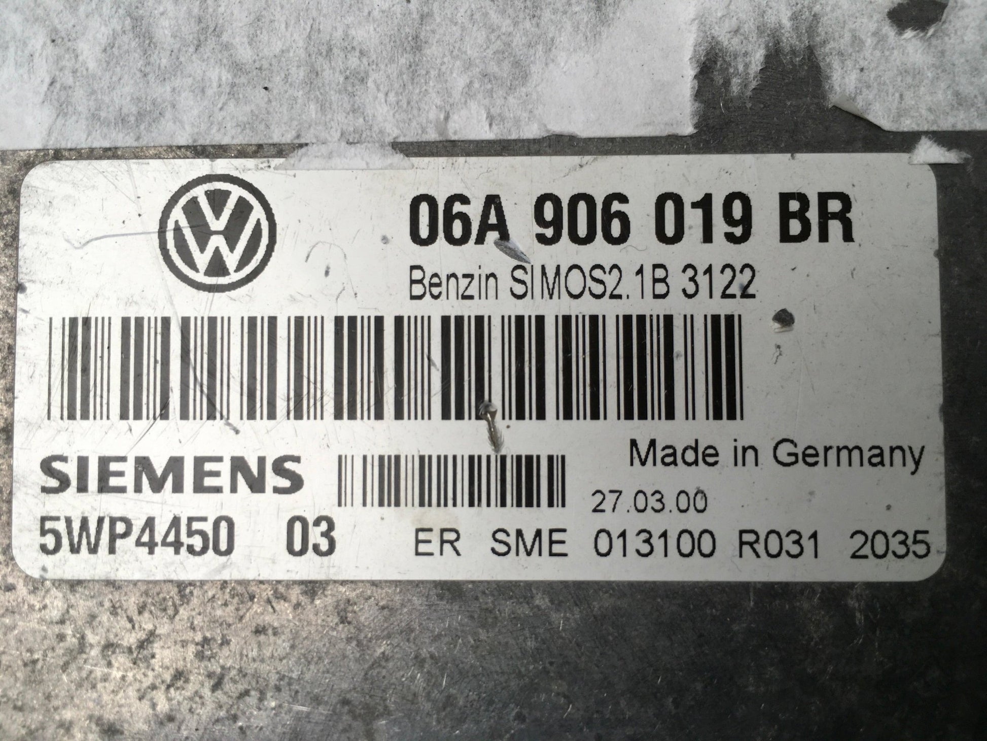 Centralita Motor VW 06A906019BR - 06A906019BR