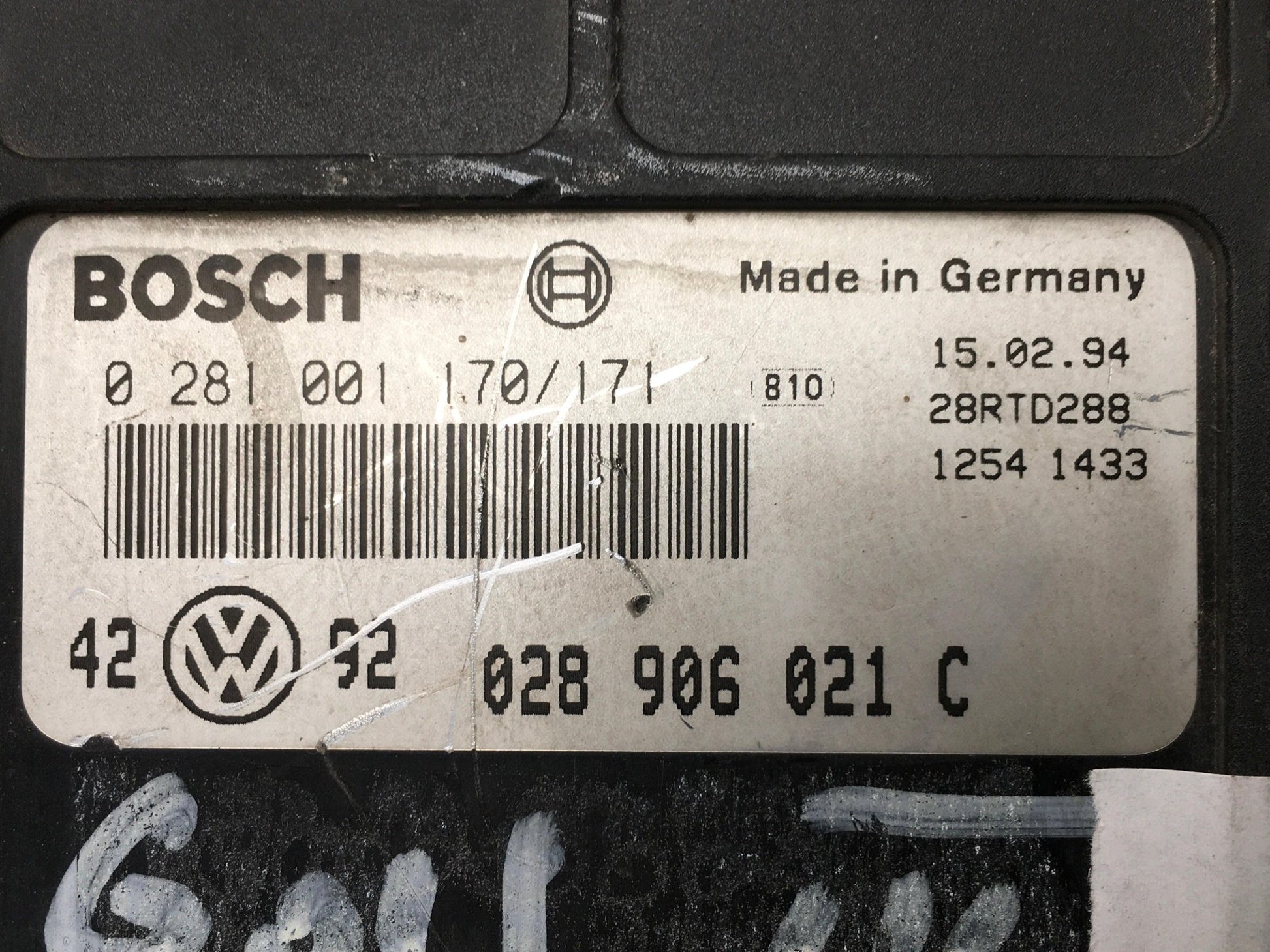 Centralita Motor VW Golf III - 028906021C