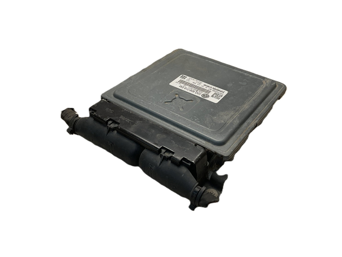 Centralita motor VW Passat B6 05-10